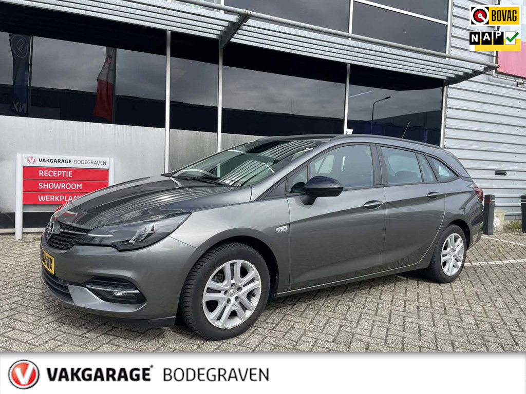 Opel Astra 1.2 Edition 2021 - voorkant