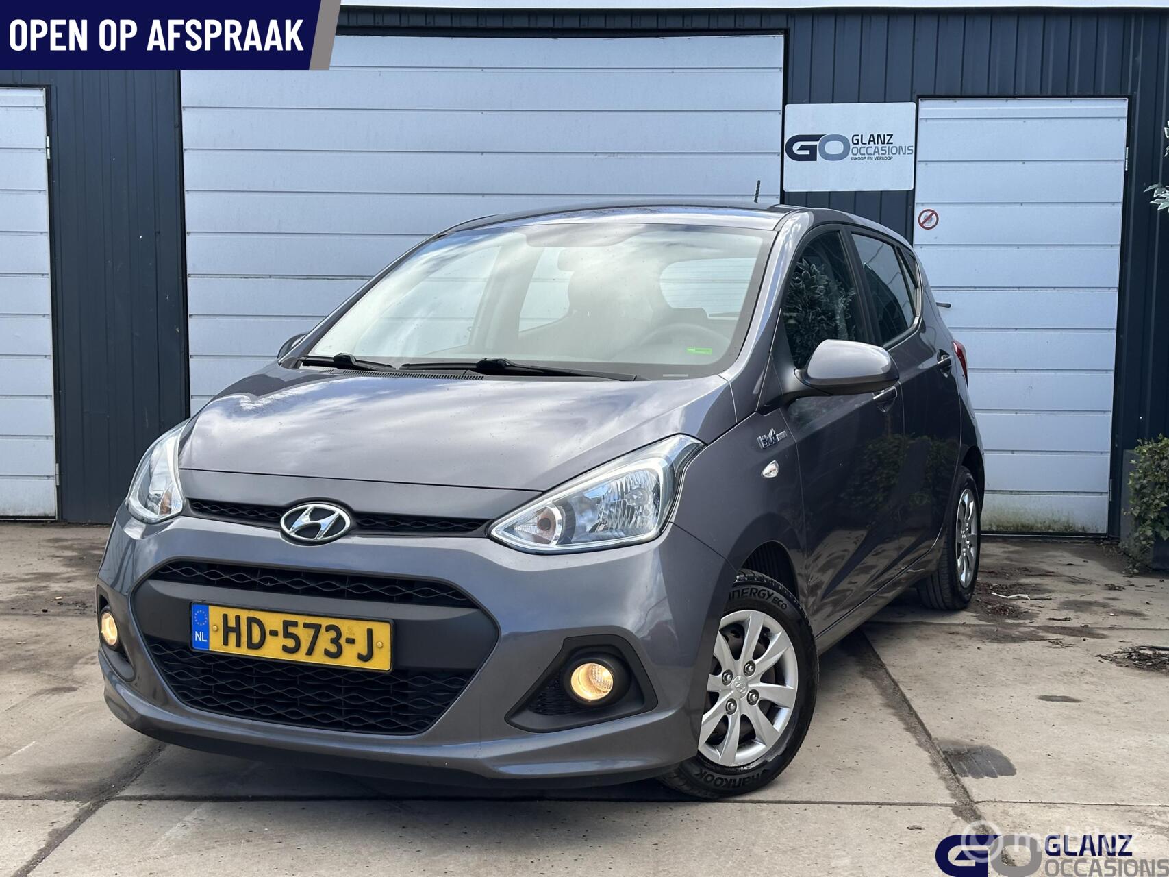 Hyundai I10 1.0i i-Motion Comfort 2015 - voorkant