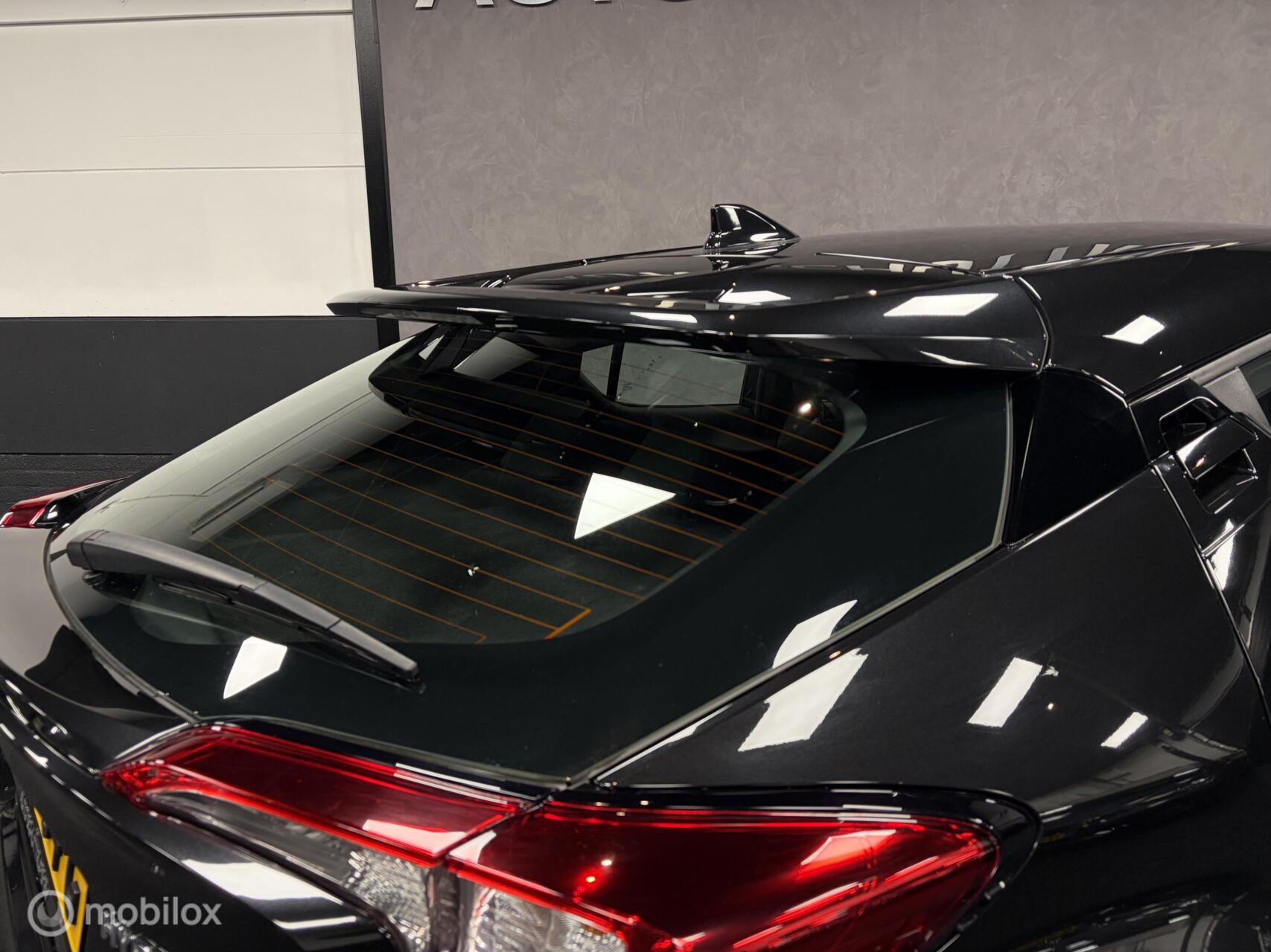 Foto van Toyota Toyota C-hr