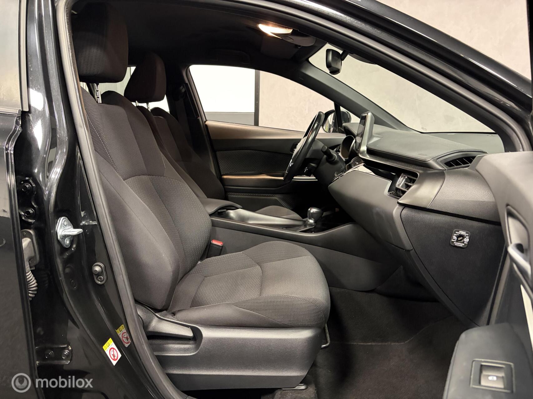 Foto van Toyota Toyota C-hr