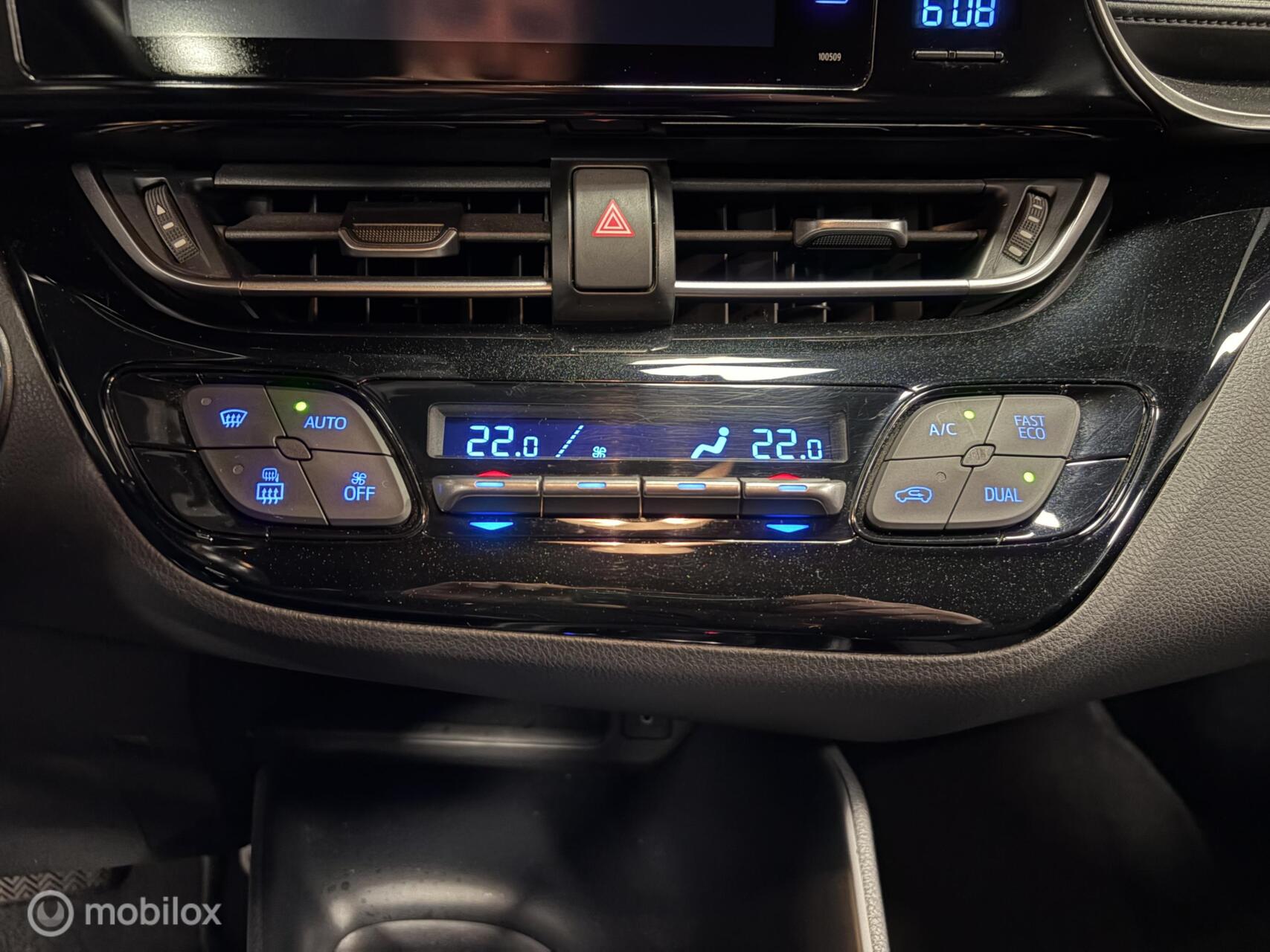 Foto van Toyota Toyota C-hr