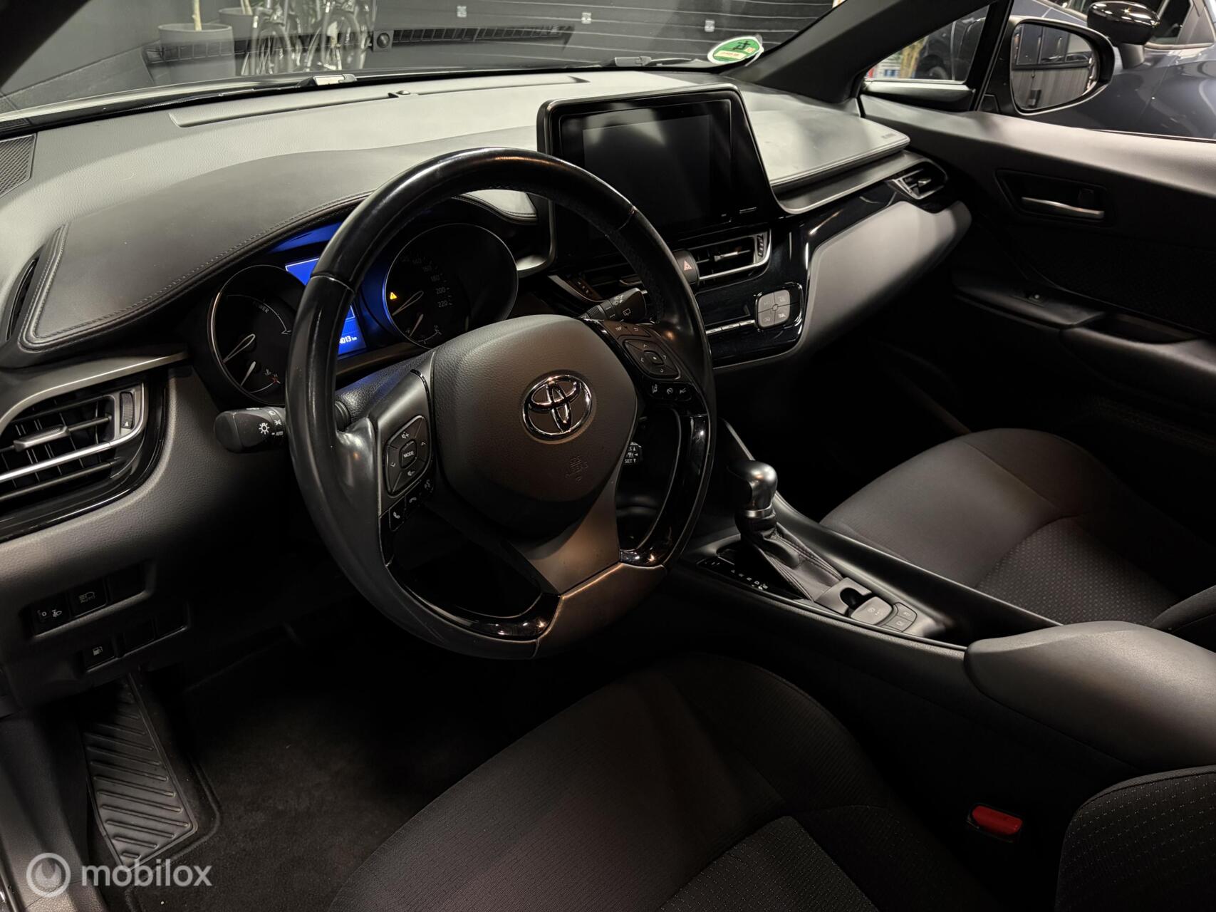 Foto van Toyota Toyota C-hr