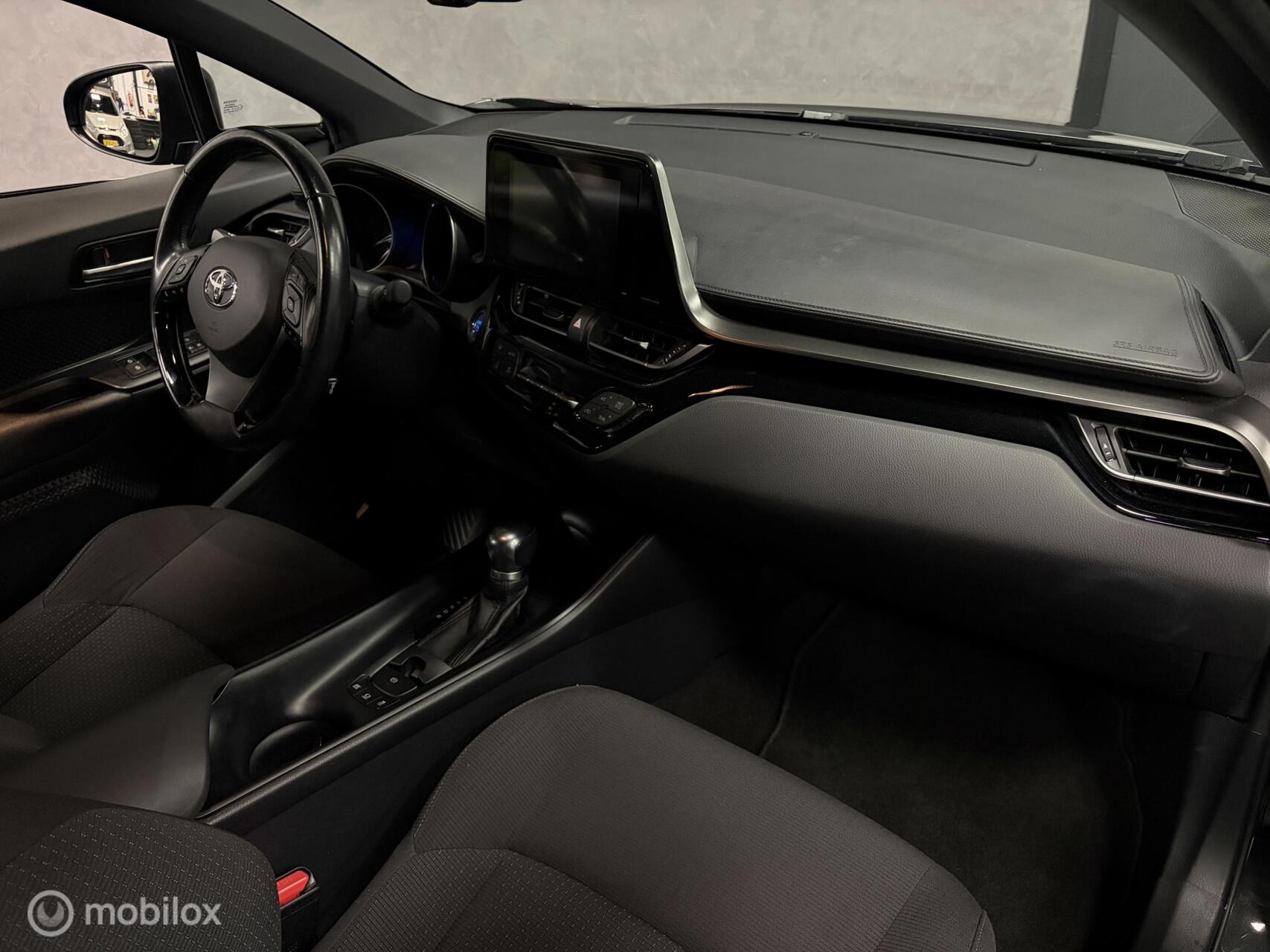 Foto van Toyota Toyota C-hr