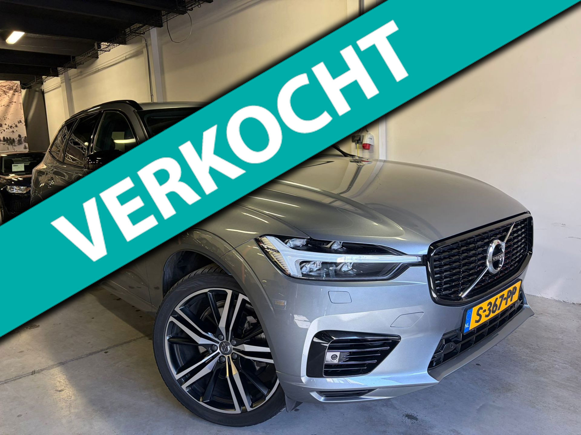 Volvo Xc60 2.0 Recharge T6 AWD R-Design |Adaptieve cruise|PANO|Bowers & Wilkins|Winterpack 2021 - voorkant