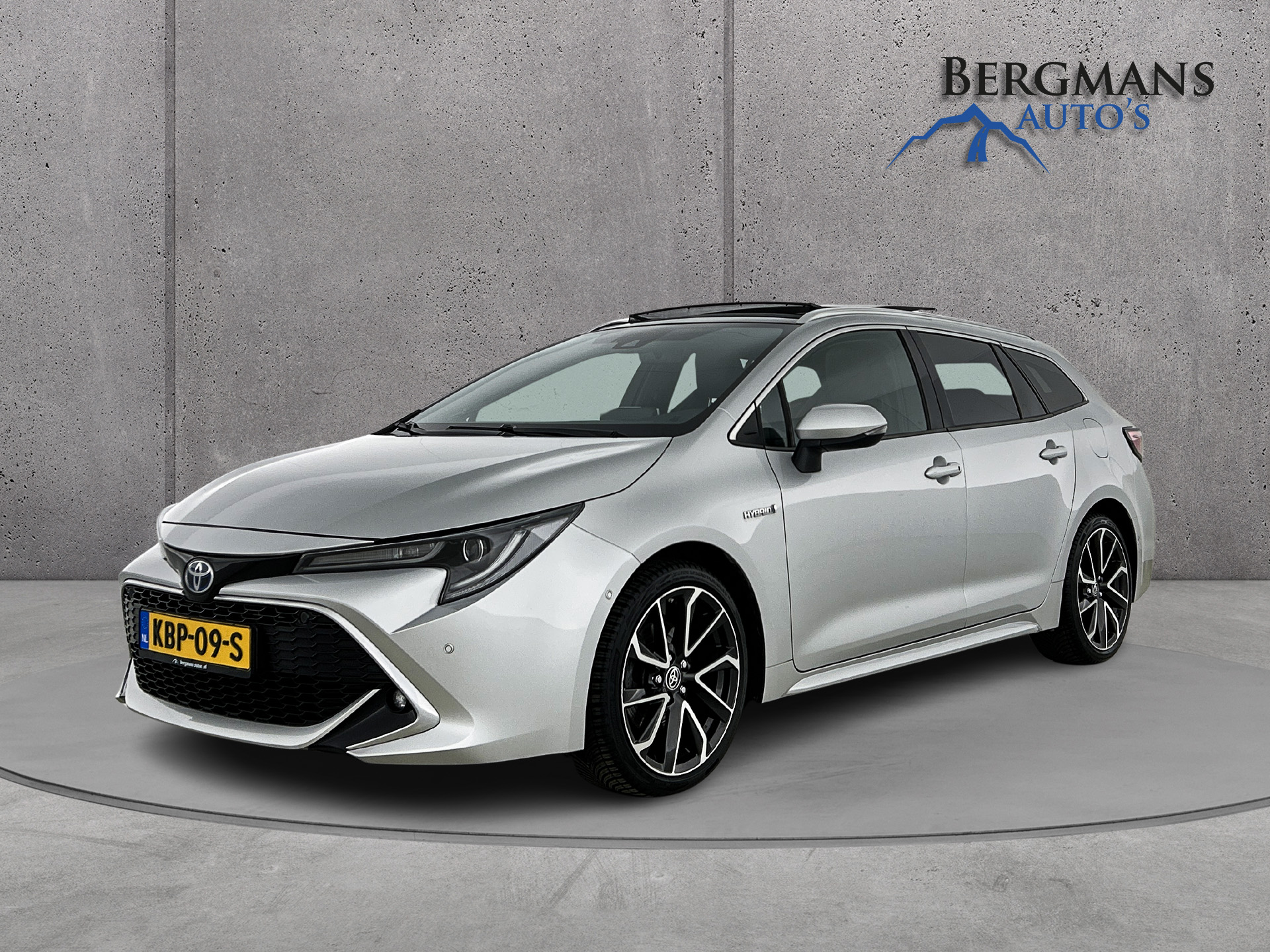 Toyota Toyota Corolla // 2.0 Hybride Executive 2021 - voorkant