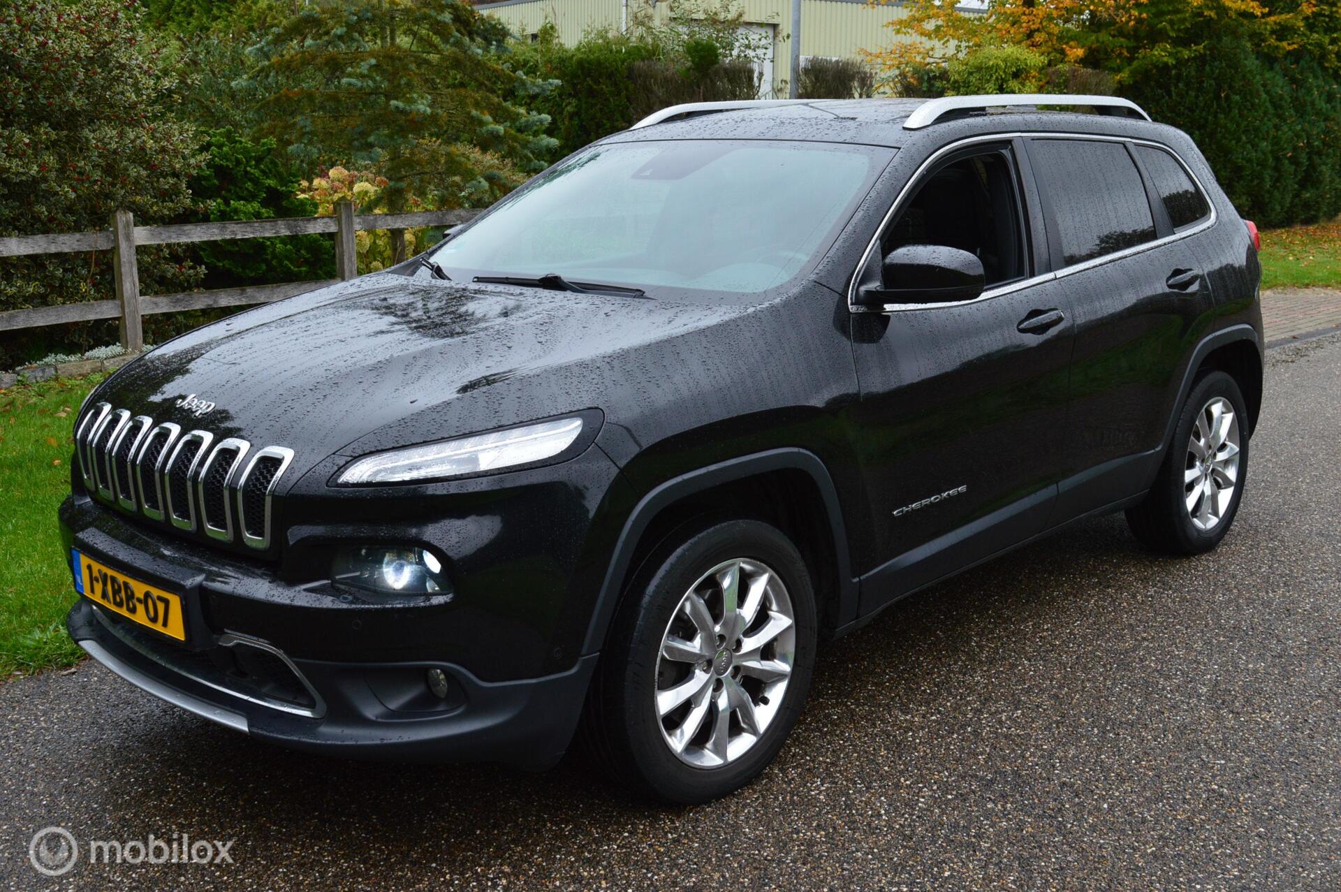 Foto van JEEP CHEROKEE