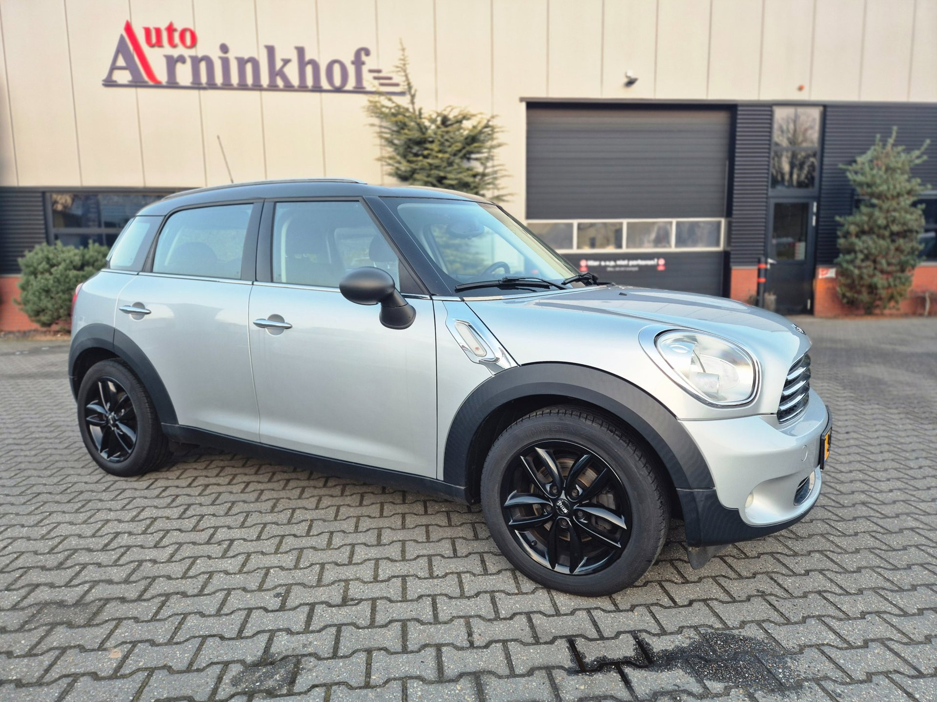 Foto van MINI ONE COUNTRYMAN