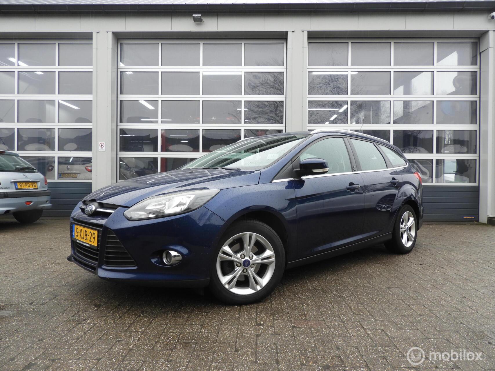Foto van FORD FOCUS
