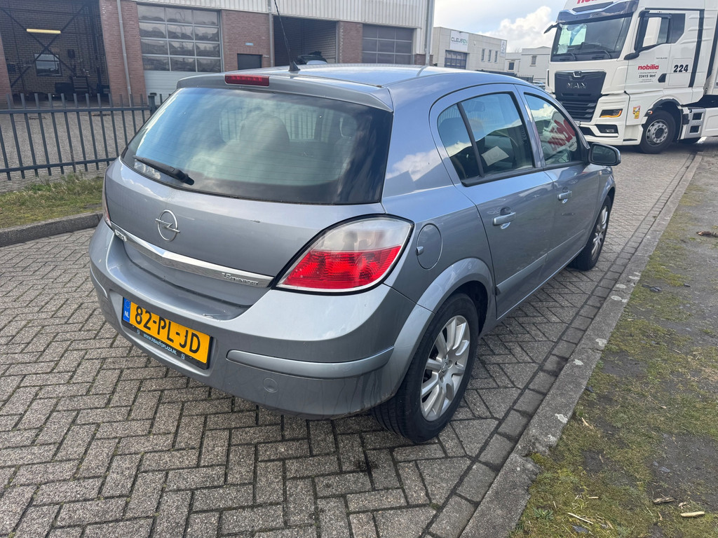 Foto van Opel Astra
