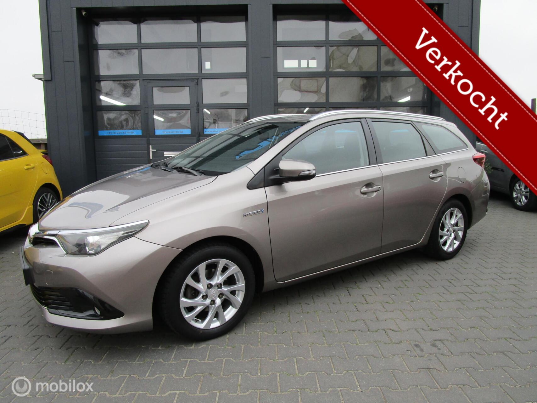 Toyota Toyota Auris 1.8 Hybrid Executive 142dkm Camera VERKOCHT! 2015 - voorkant
