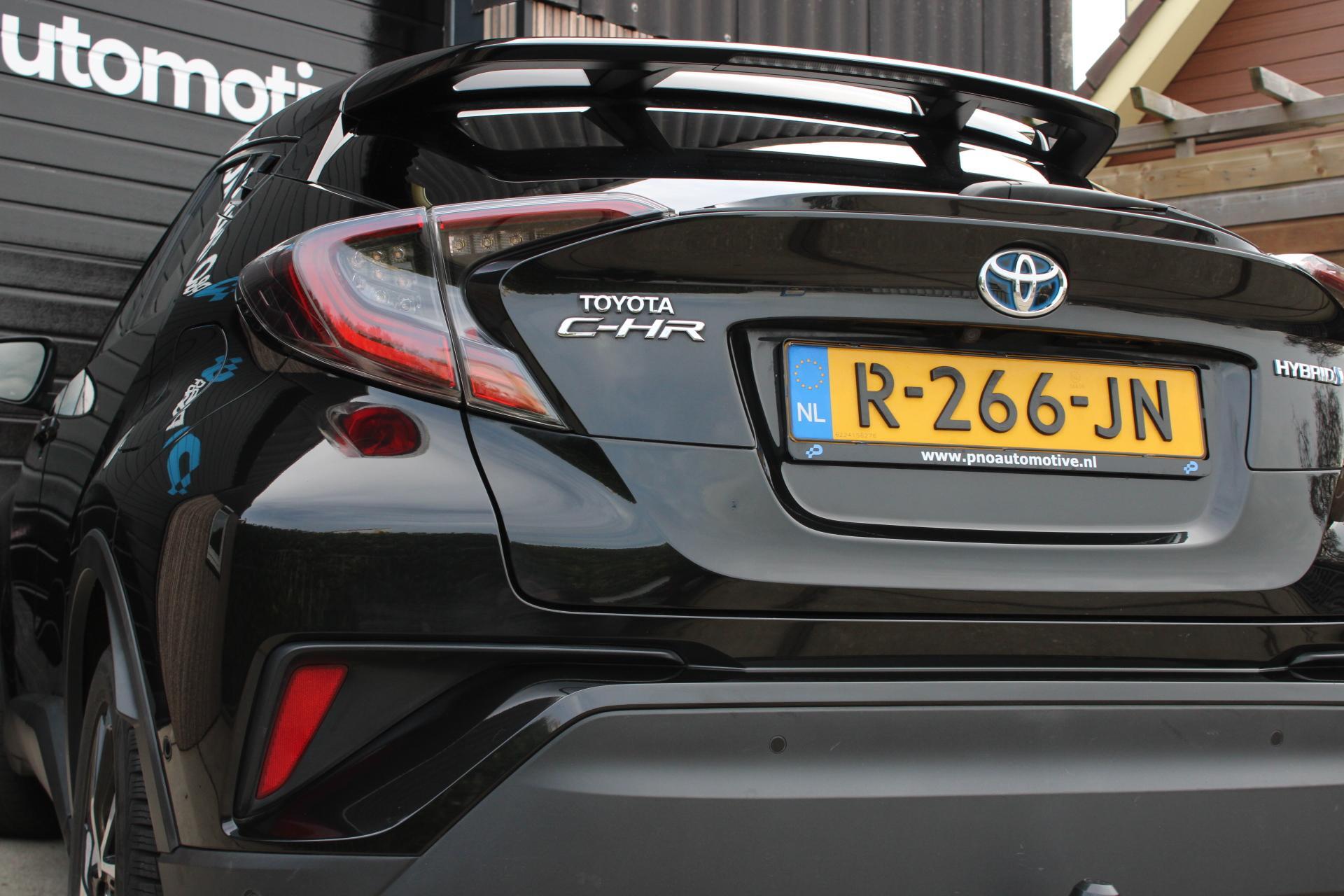 Foto van Toyota Toyota C-hr
