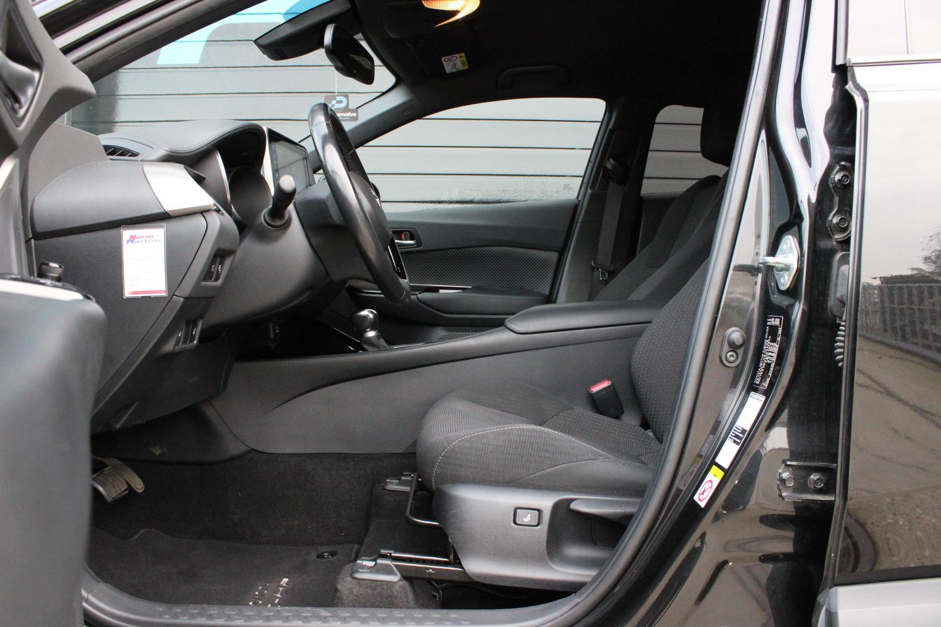 Foto van Toyota Toyota C-hr