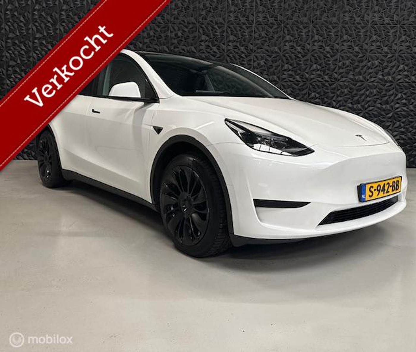 Tesla Model Y RWD 58 kWh | Panoramadak| 360° Cam | SOH 100% 2022 - voorkant