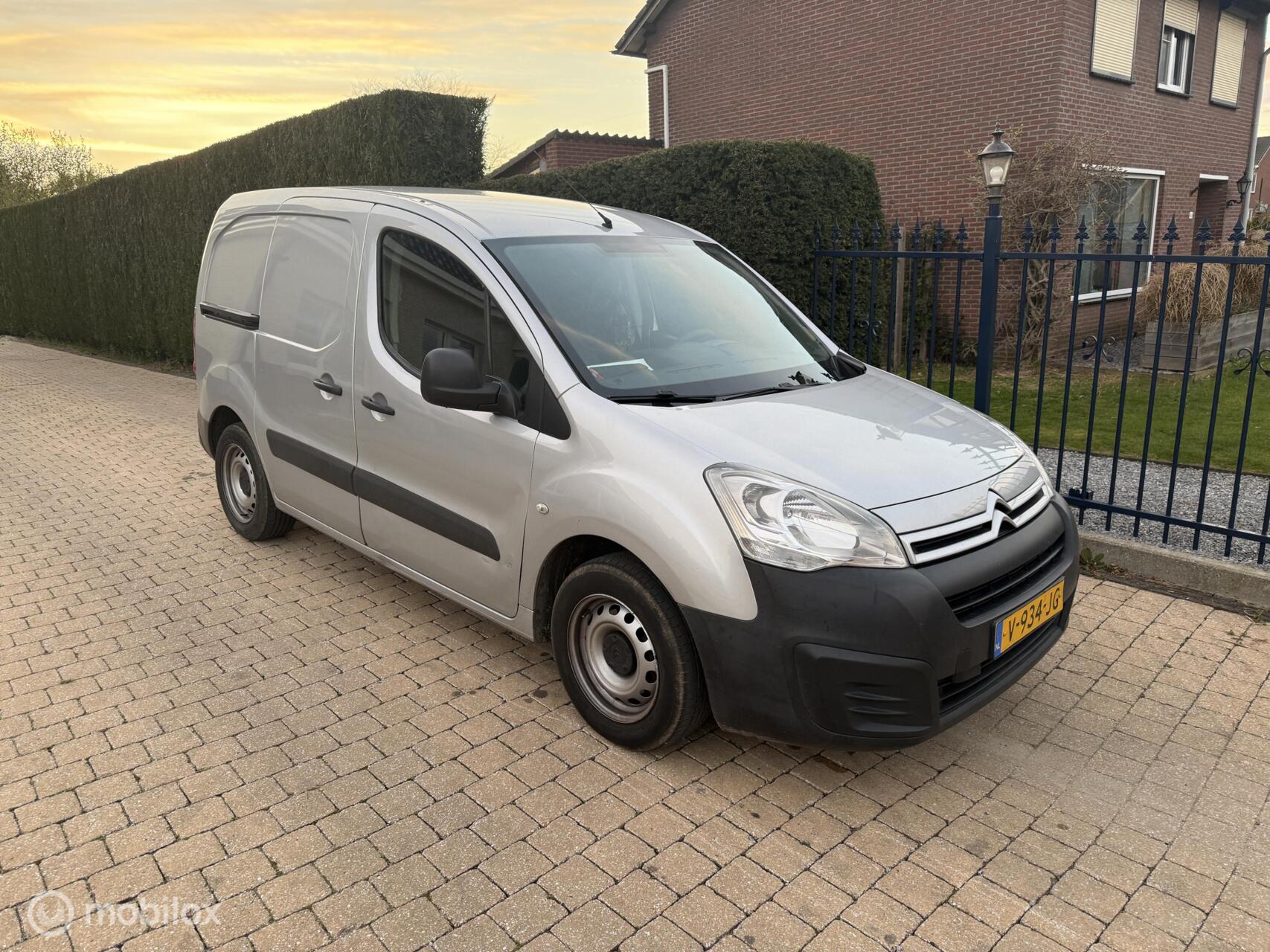 Foto van CITROEN BERLINGO
