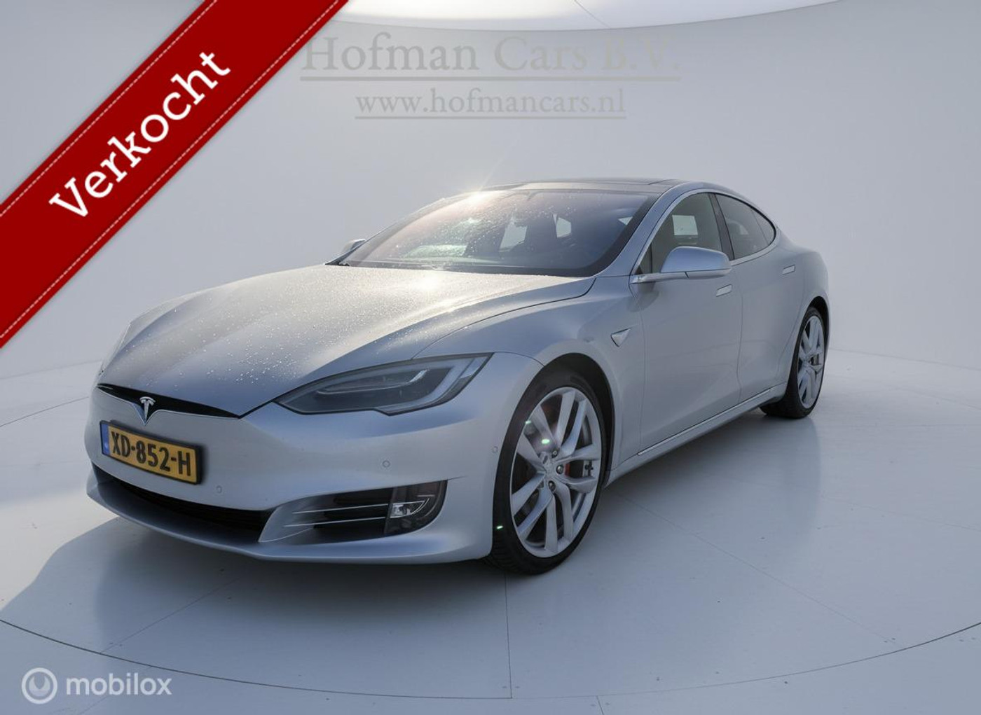 Foto van TESLA MODEL S