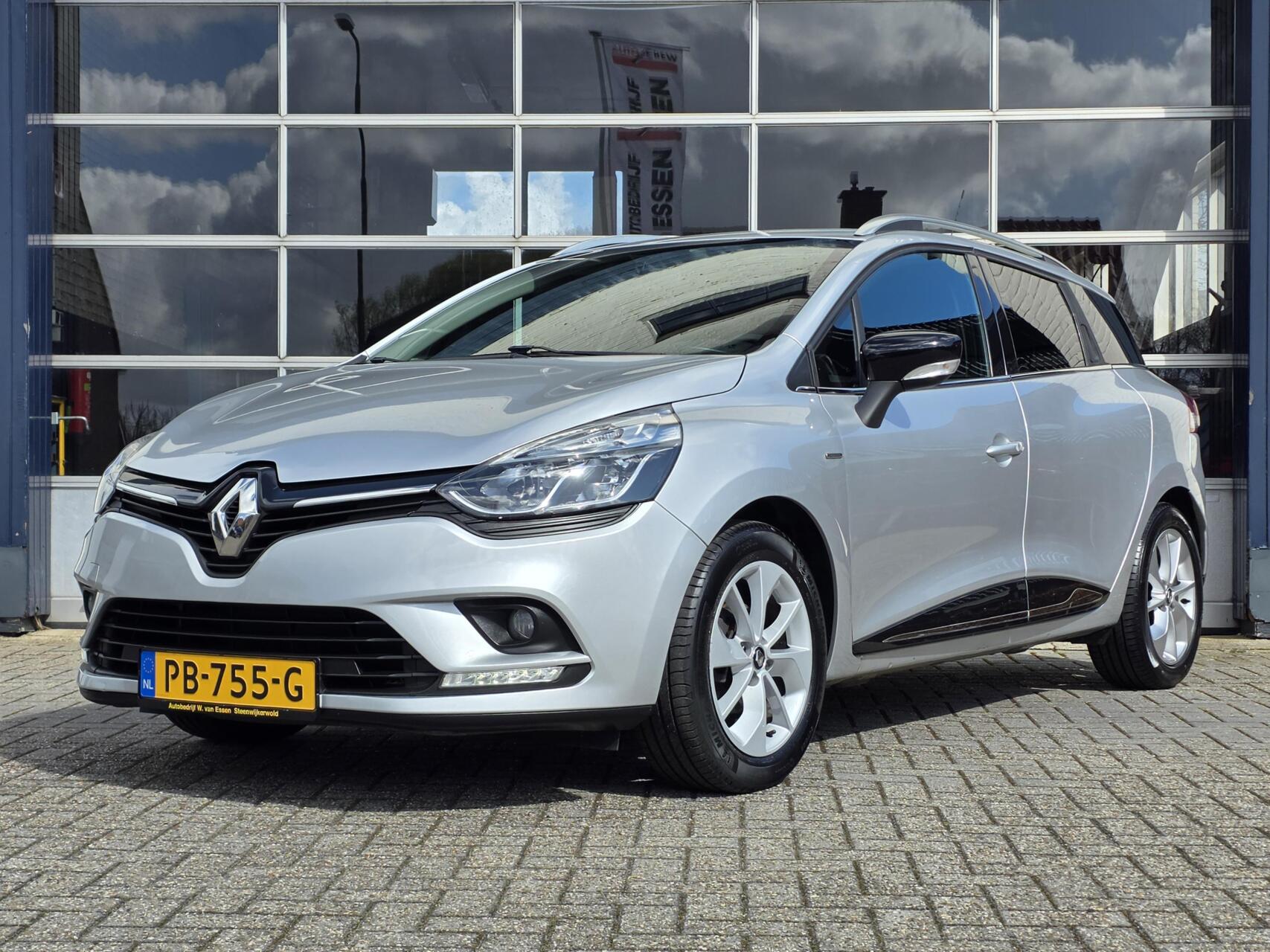 Renault Clio TCe 90 Limited 2017 - voorkant