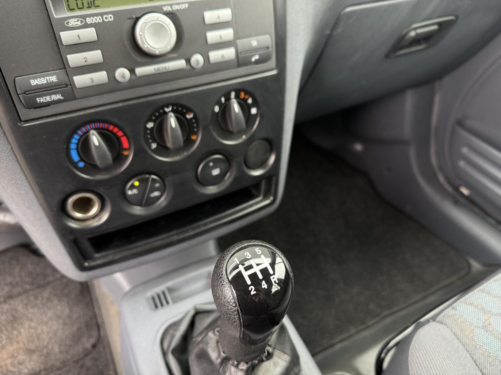 Foto van Ford Transit Connect T230l Van 1,8tdci 81