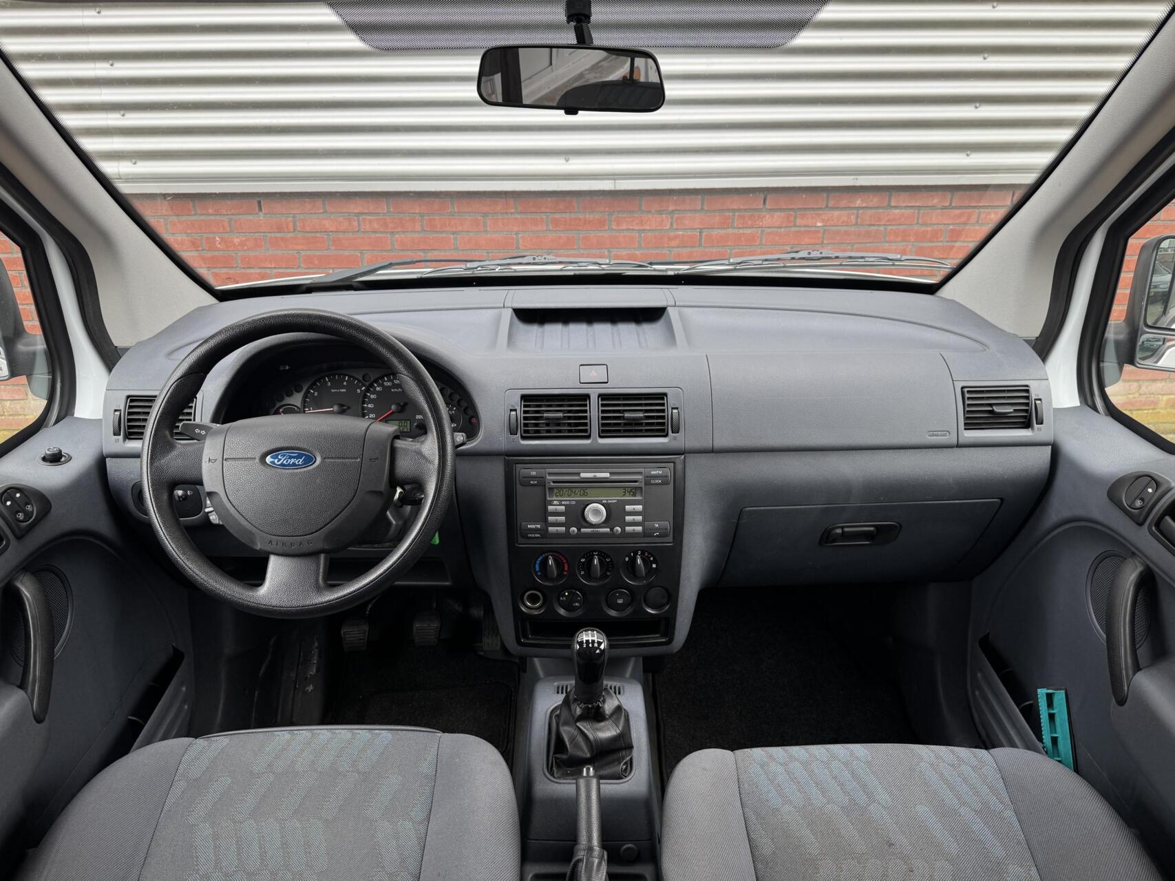 Foto van Ford Transit Connect T230l Van 1,8tdci 81
