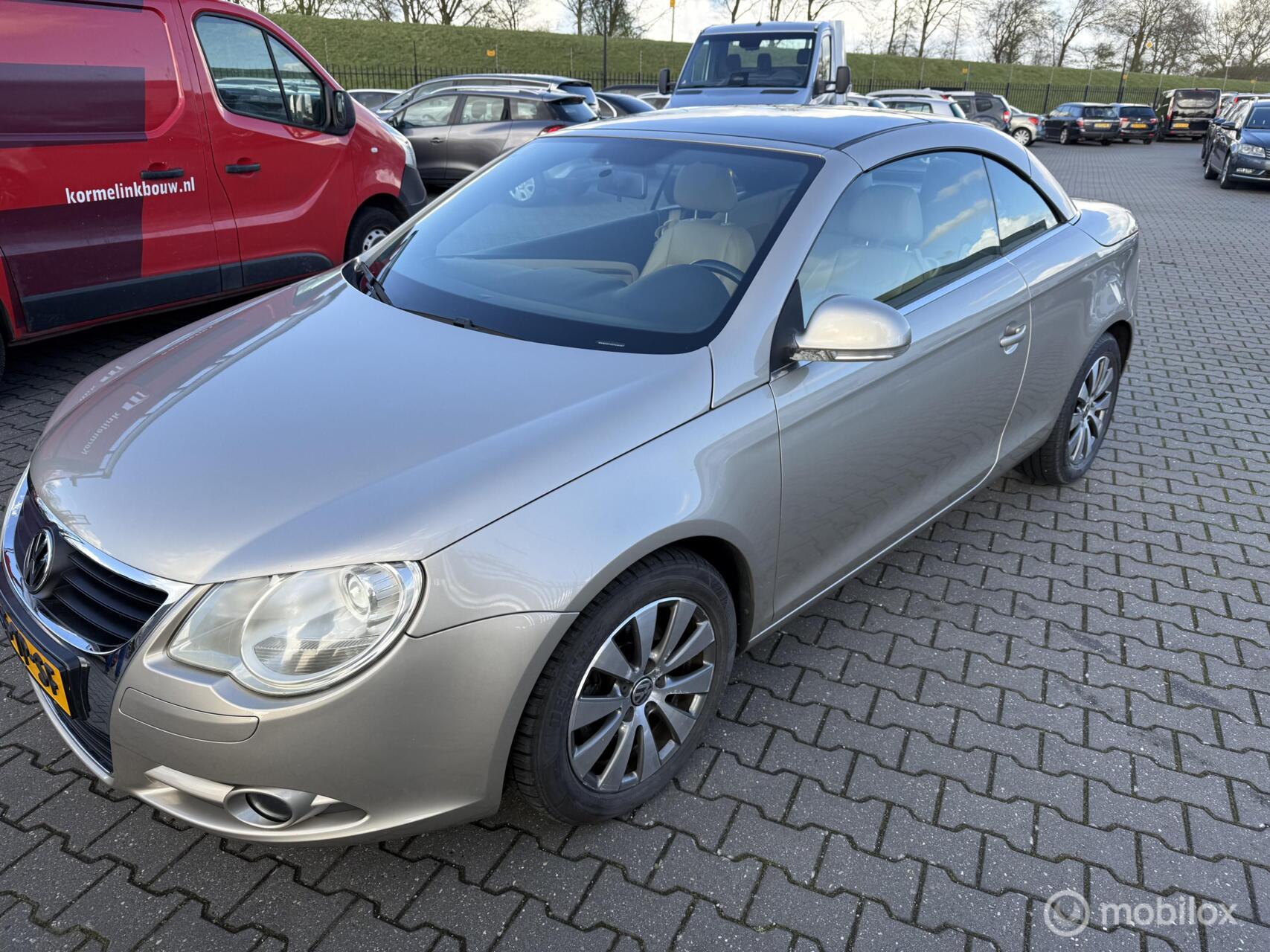 Foto van VOLKSWAGEN EOS