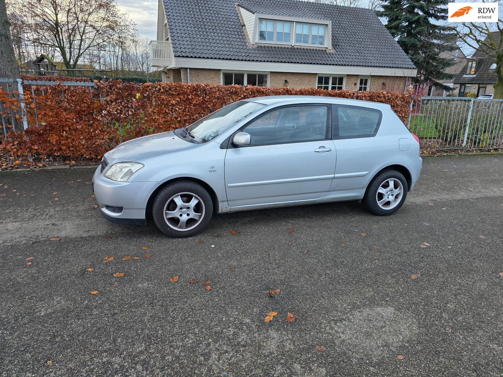 Foto van TOYOTA TOYOTA COROLLA