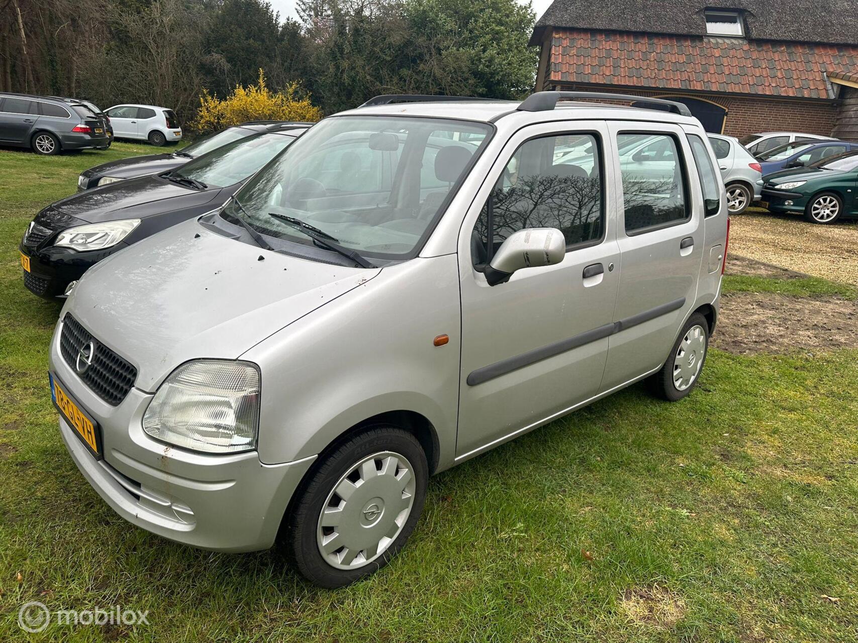 Foto van Opel Agila
