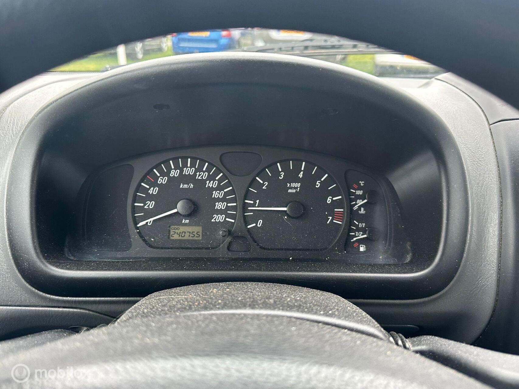 Foto van Opel Agila