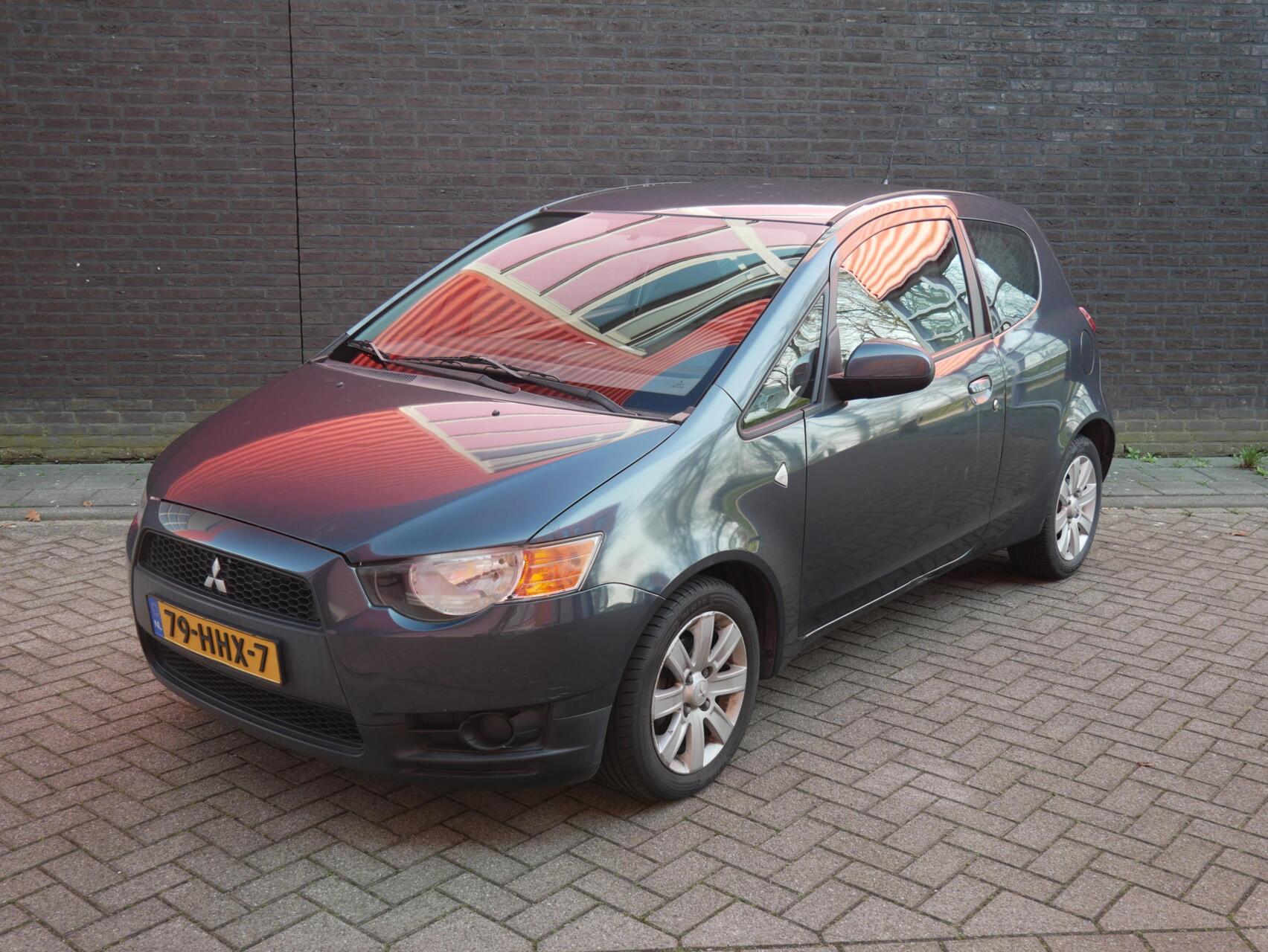 Foto van MITSUBISHI MITSUBISHI COLT