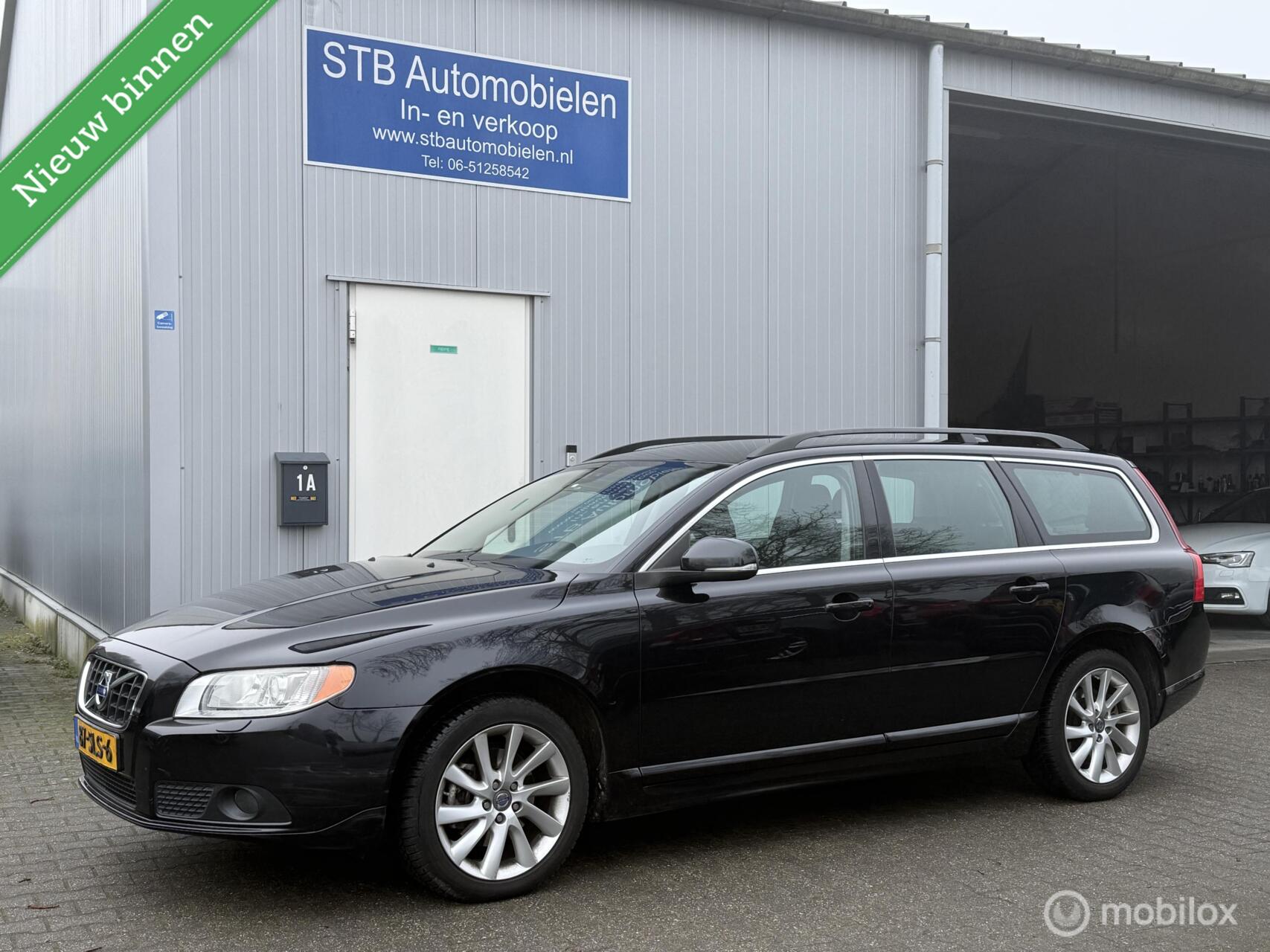 Volvo V70 1.6 T4 Limited Edition, Automaat, Leer, Navi 2011 - voorkant