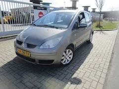 Foto van Mitsubishi Colt