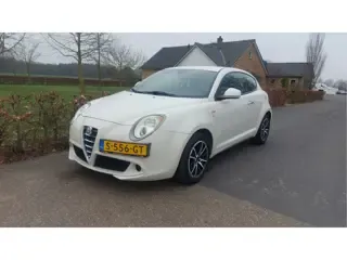Foto van Alfa Romeo MiTo