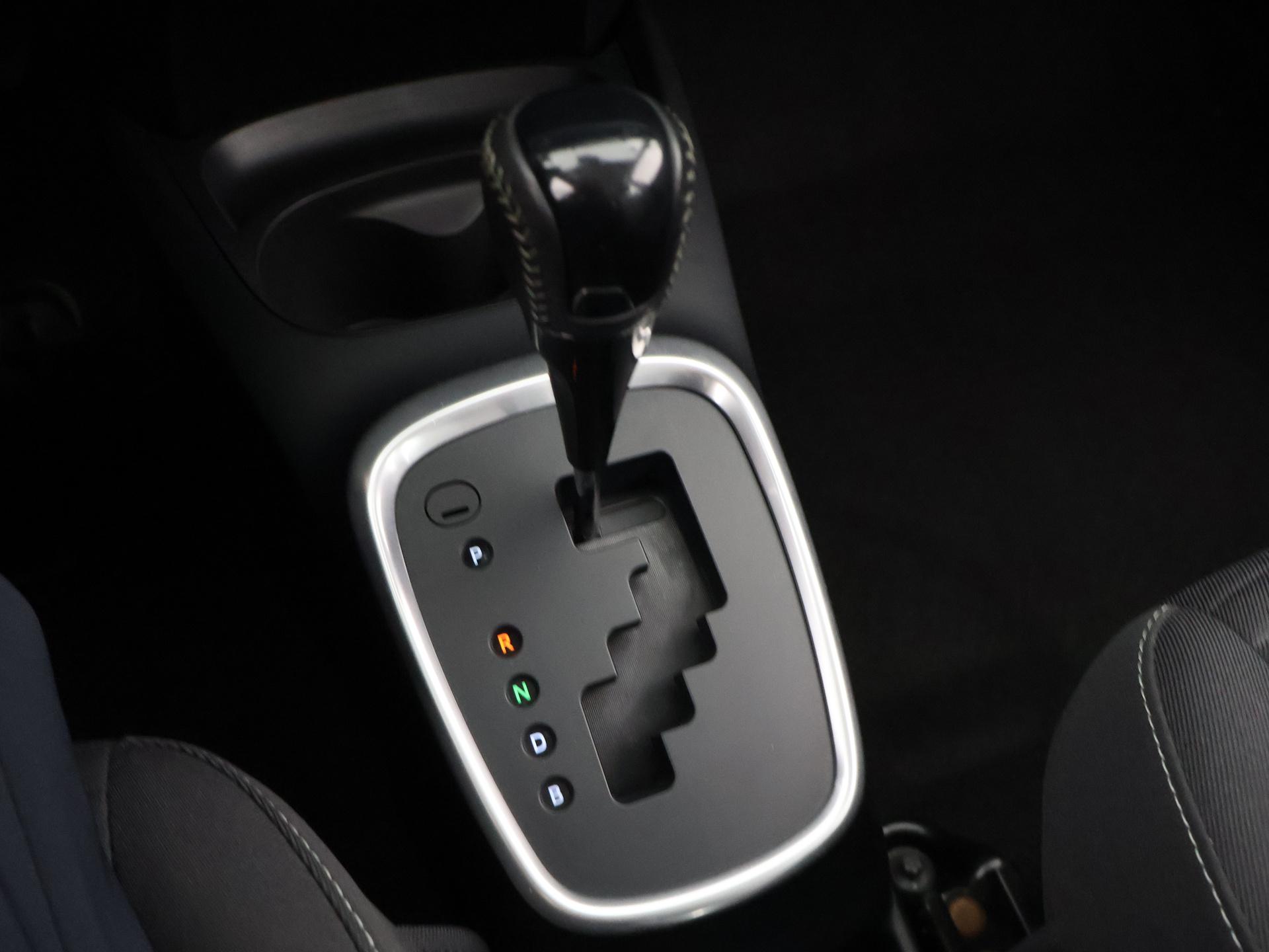 Foto van Toyota Toyota Yaris Hybrid
