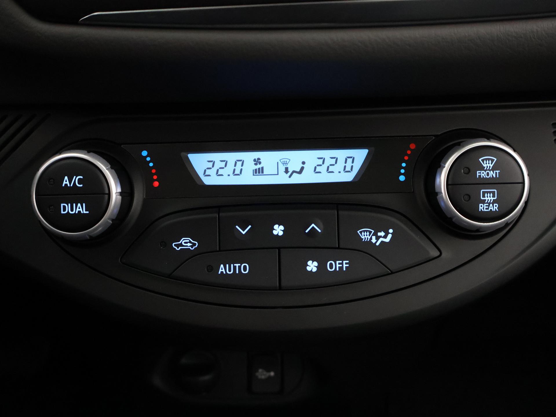 Foto van Toyota Toyota Yaris Hybrid
