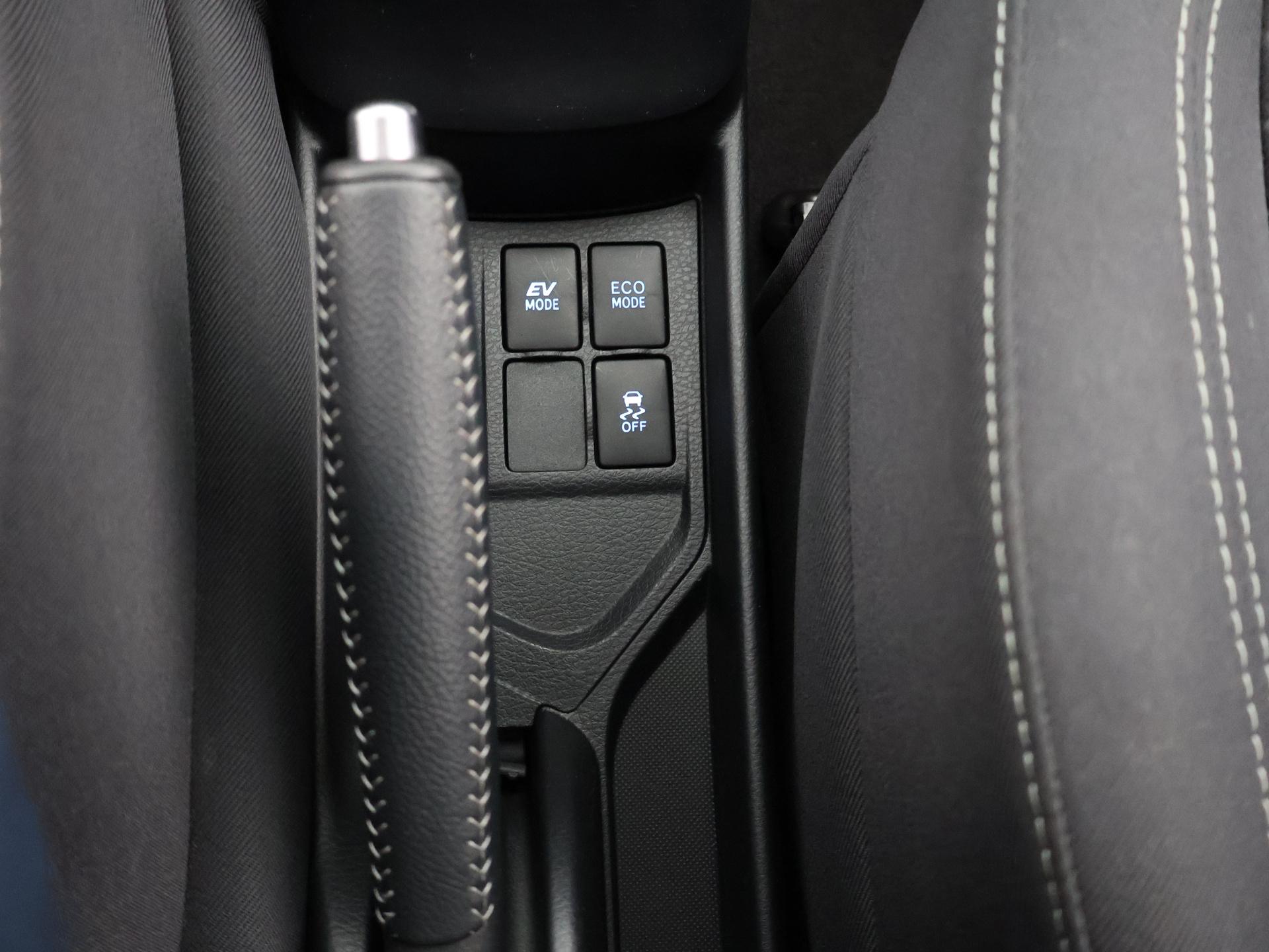 Foto van Toyota Toyota Yaris Hybrid