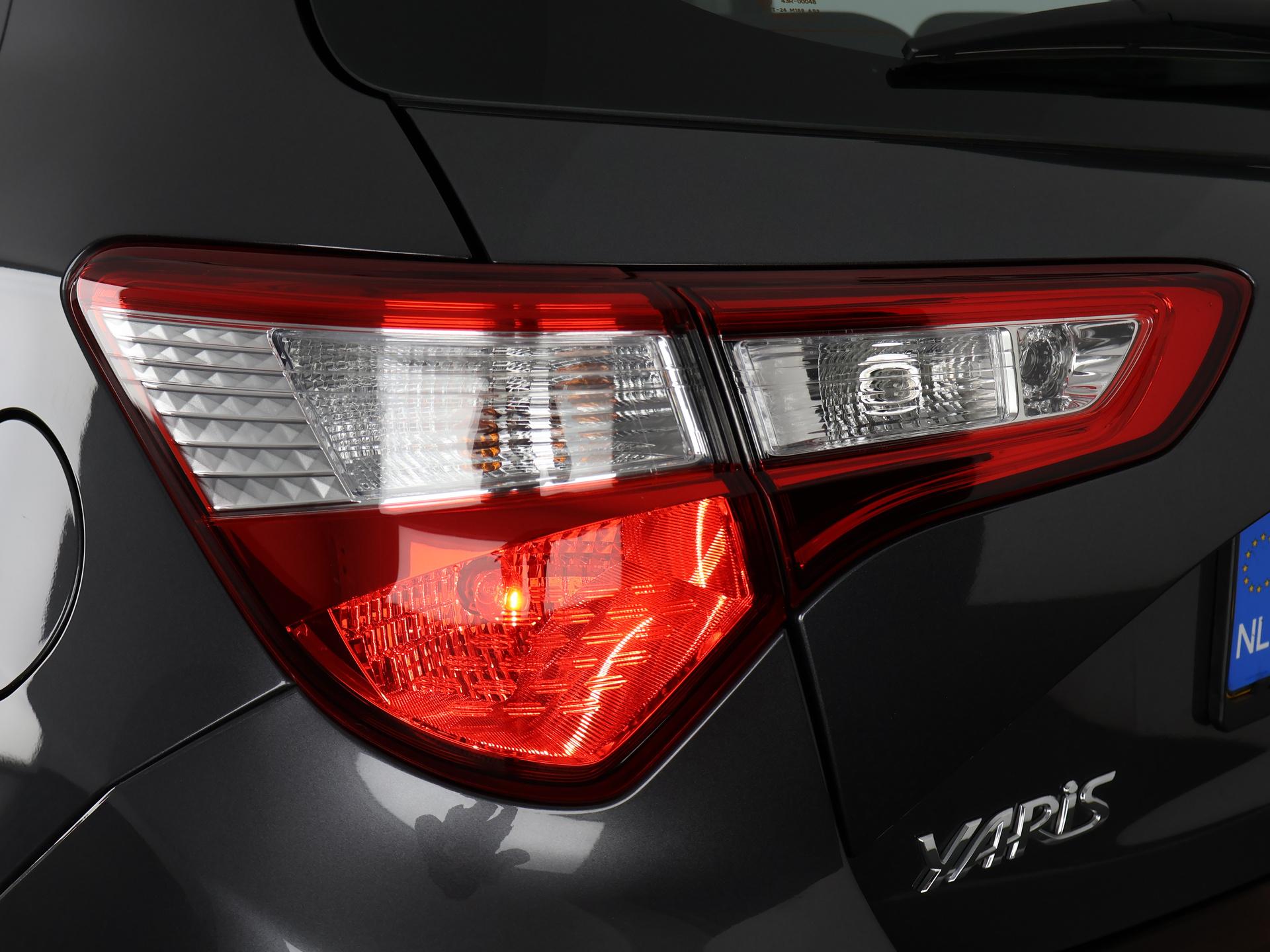 Foto van Toyota Toyota Yaris Hybrid