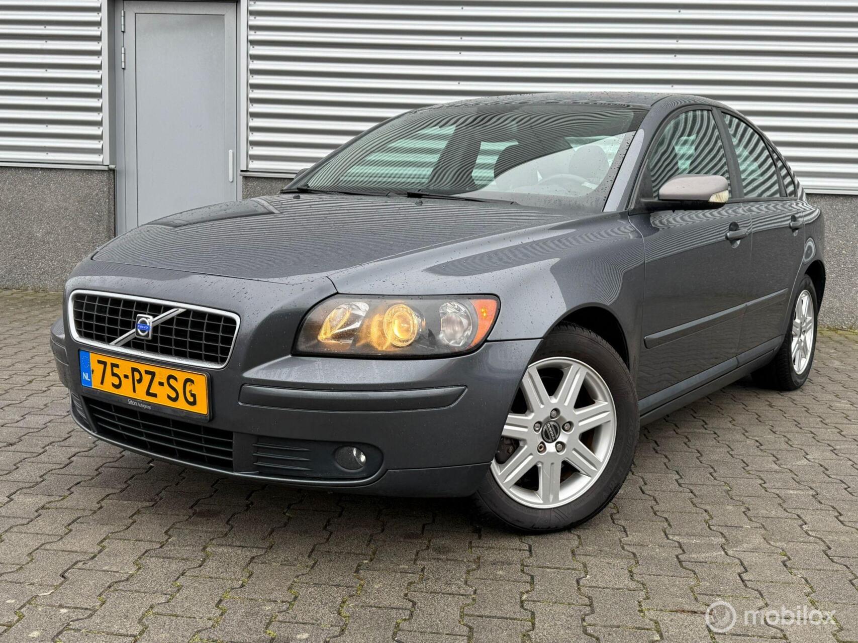 Foto van VOLVO S40
