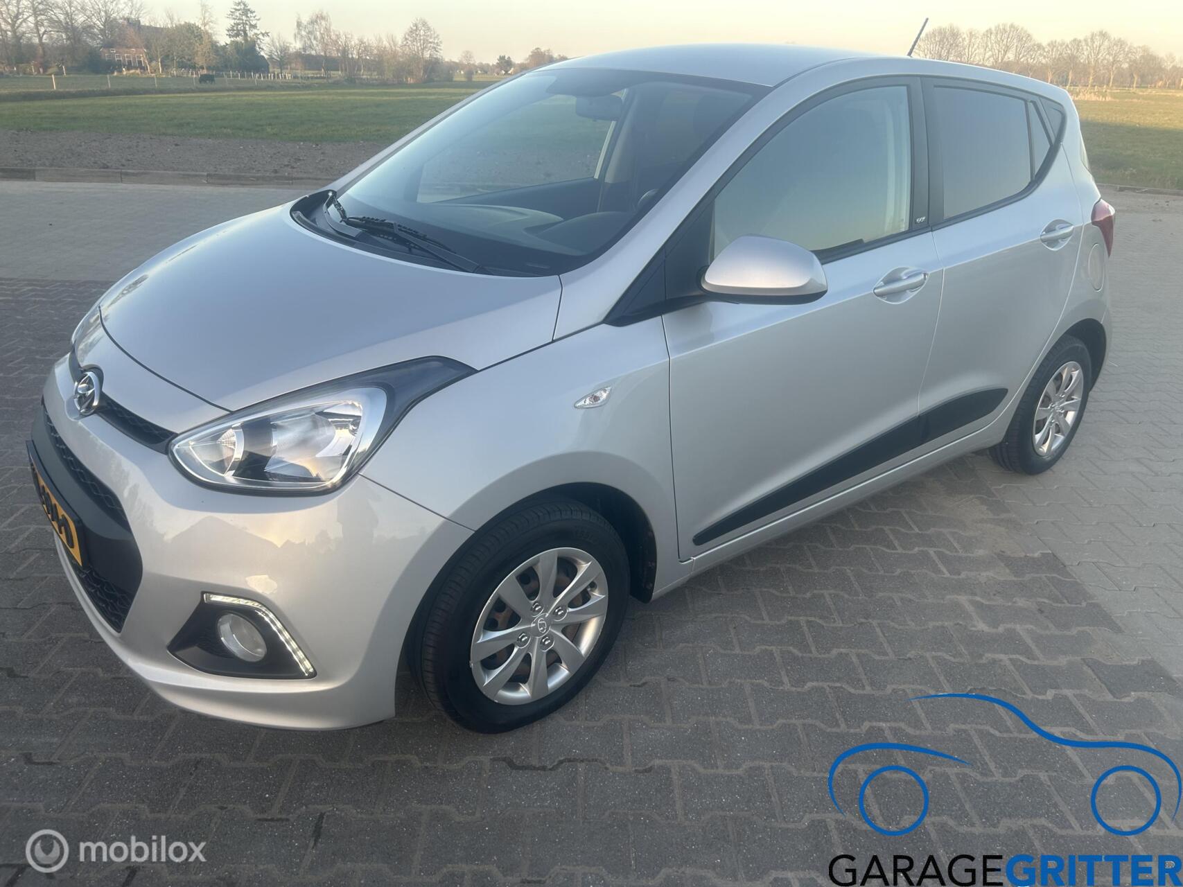 Hyundai I10 1.0i i-Motion Comfort 2017 - voorkant