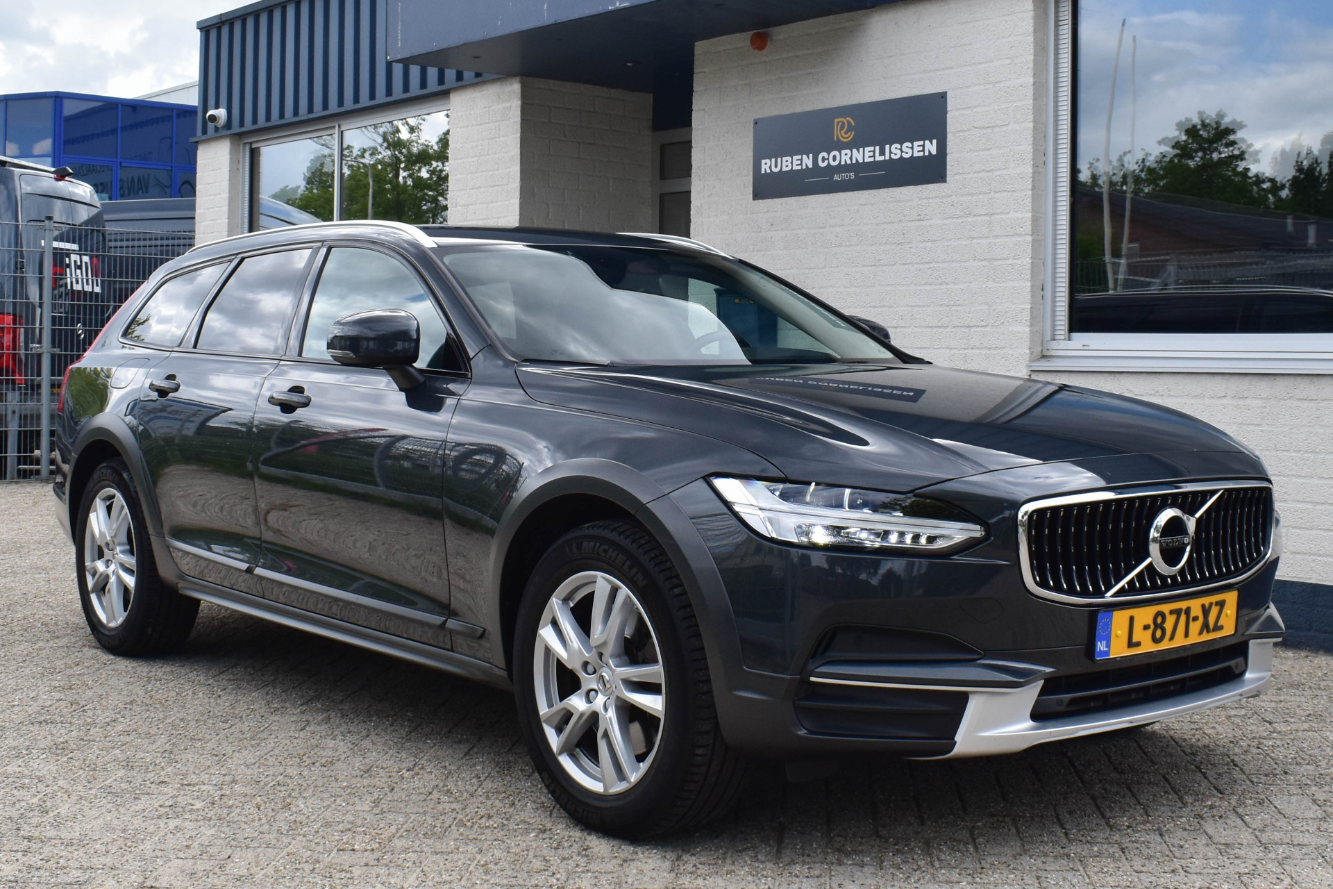 Foto van VOLVO V90 CROSS COUNTRY