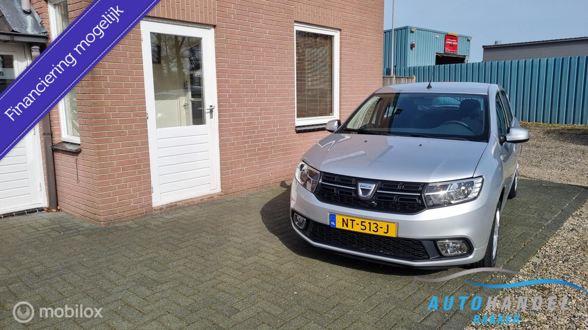 Dacia Sandero 0.9 TCe Laureate   Dealer ondehouden ( Eerste Eigenaar) 2017 - voorkant