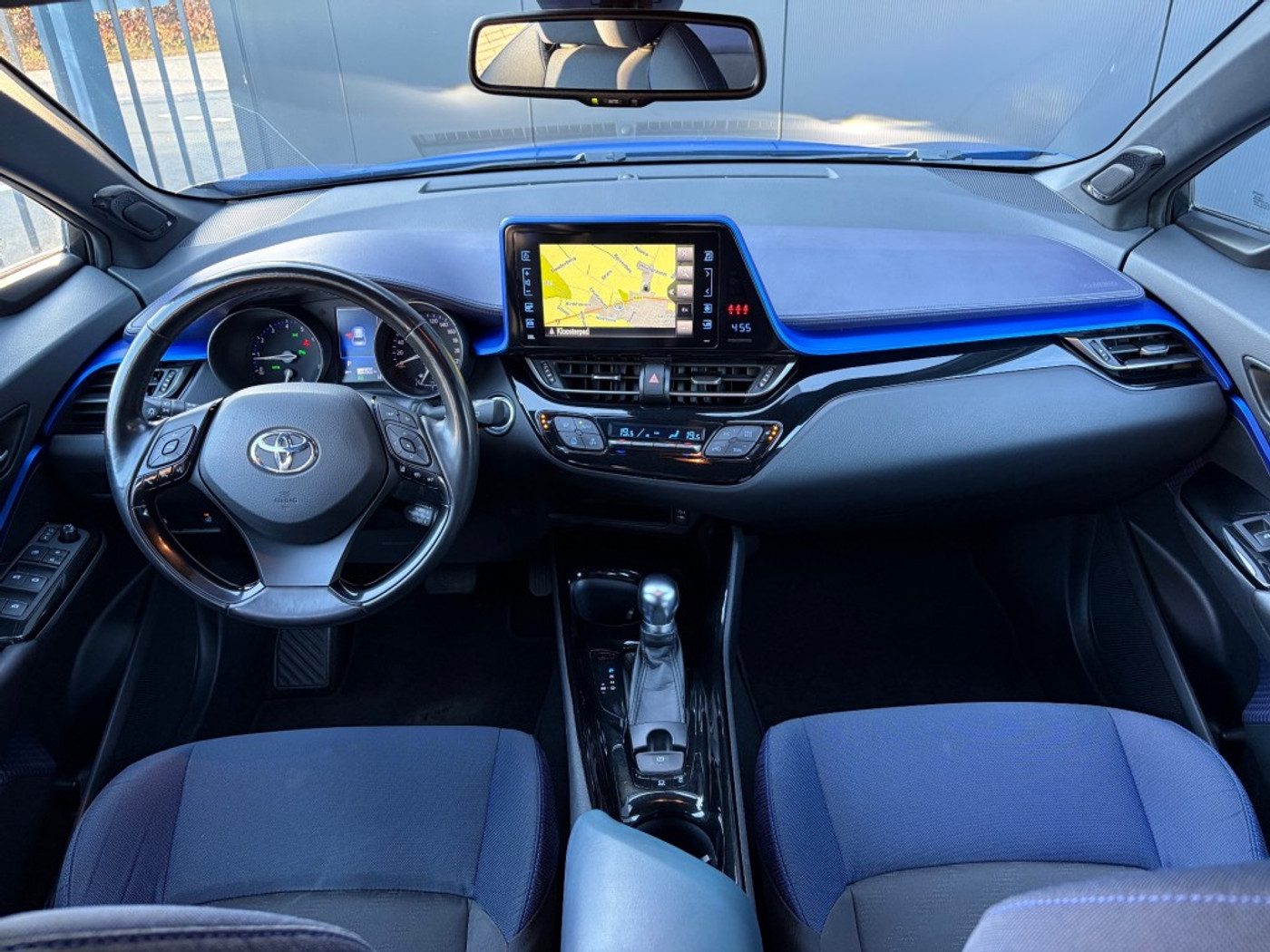 Foto van Toyota Toyota C-hr