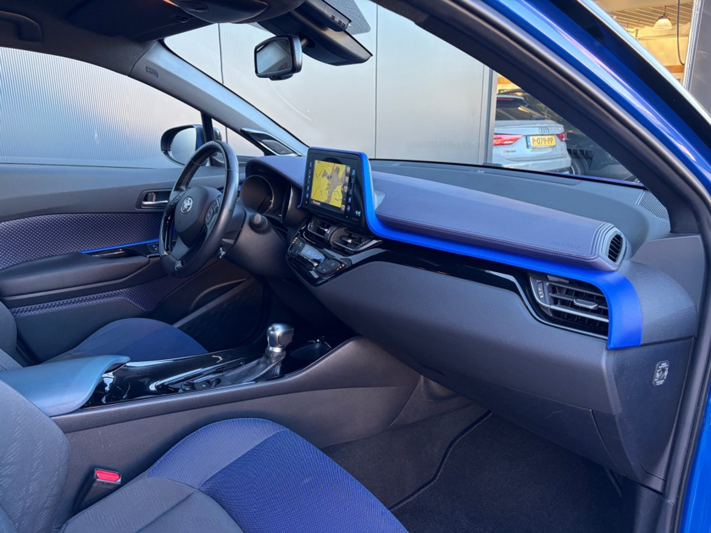 Foto van Toyota Toyota C-hr