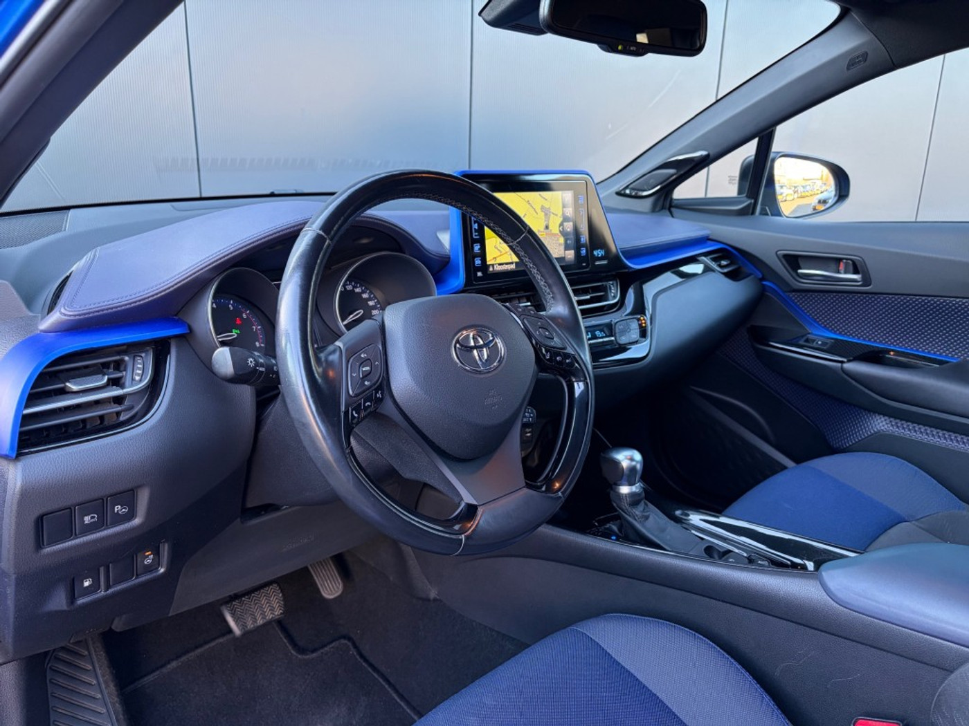 Foto van Toyota Toyota C-hr