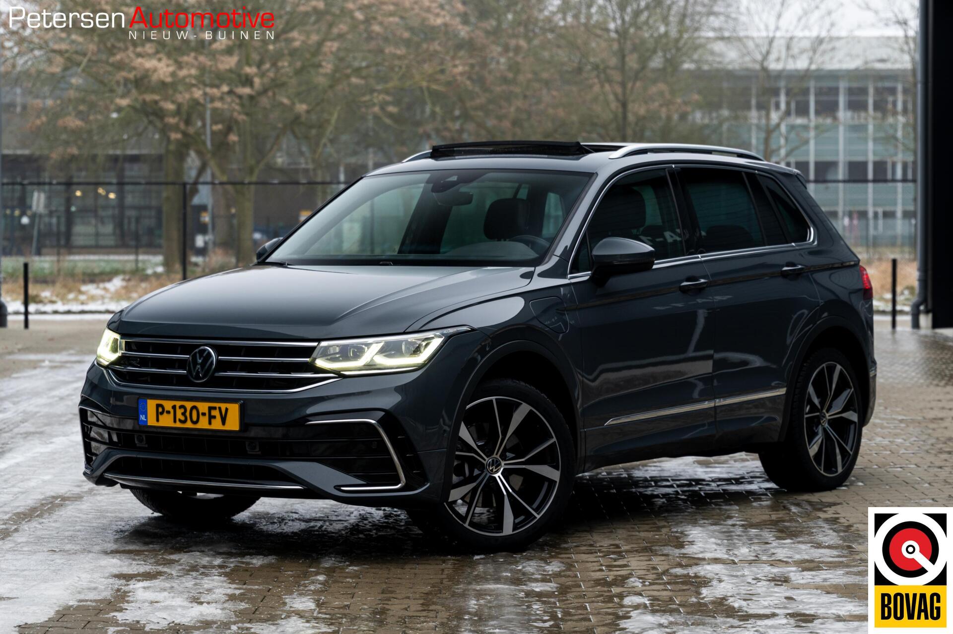 Volkswagen Tiguan 1.4 TSI eHybrid R-Line *Panoramadak* Vol* 2022 - voorkant