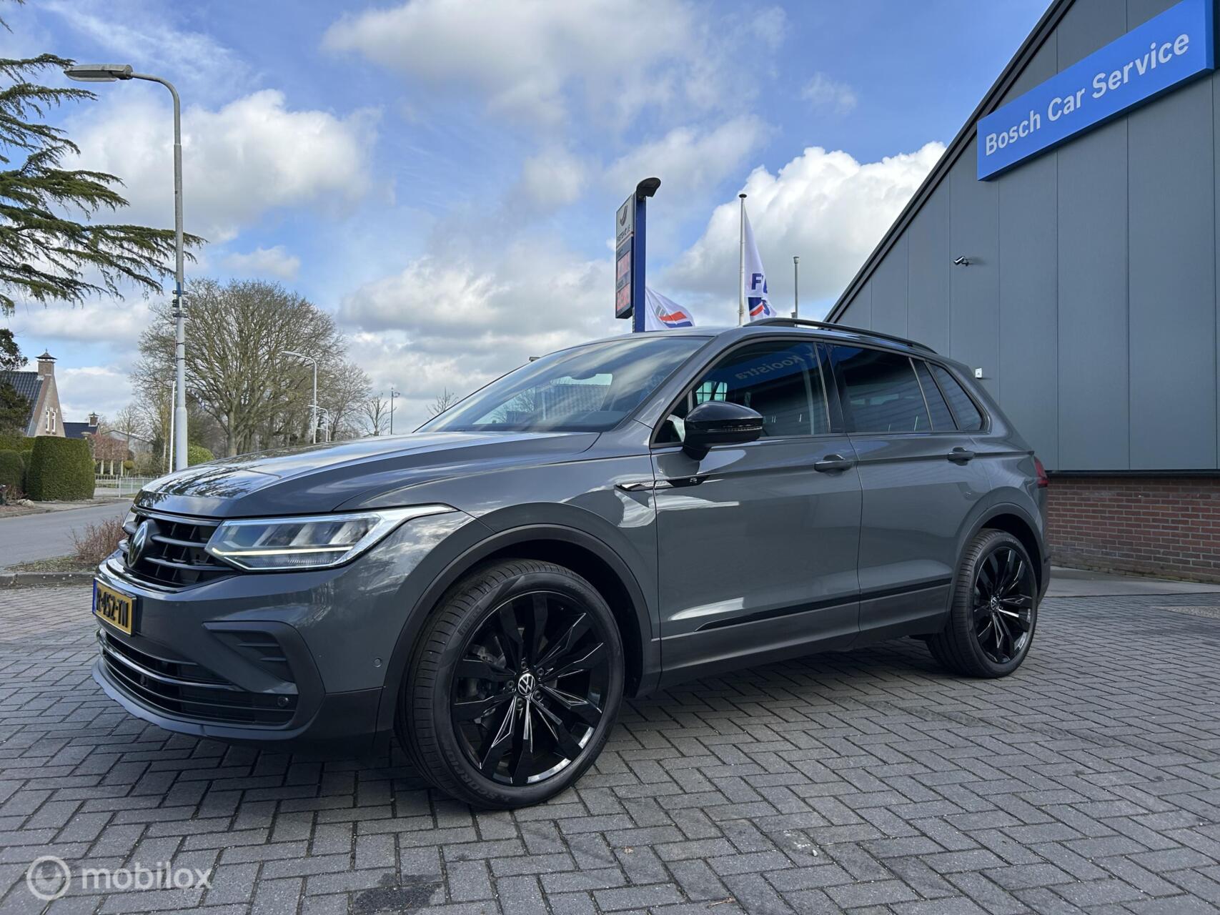 Volkswagen Tiguan 1.5 TSI  Business black line 2021 - voorkant