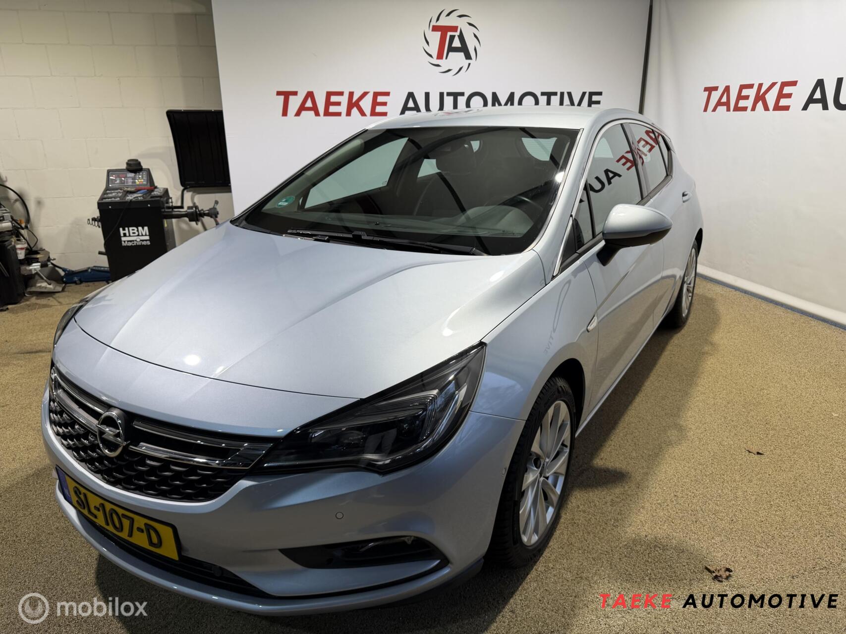 Opel Astra 1.4 Innovation Automaat/Clima/Cruise/Camera 2017 - voorkant