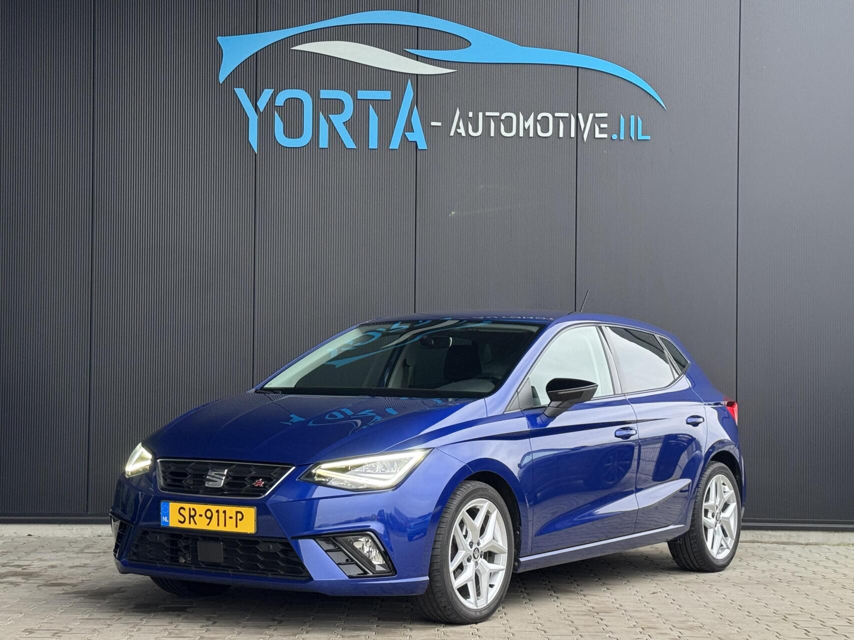 Seat Ibiza 1.0 TSI FR NL AUTO*CAMERA*ADAPTIVE CRUISE*CARPLAY 2018 - voorkant