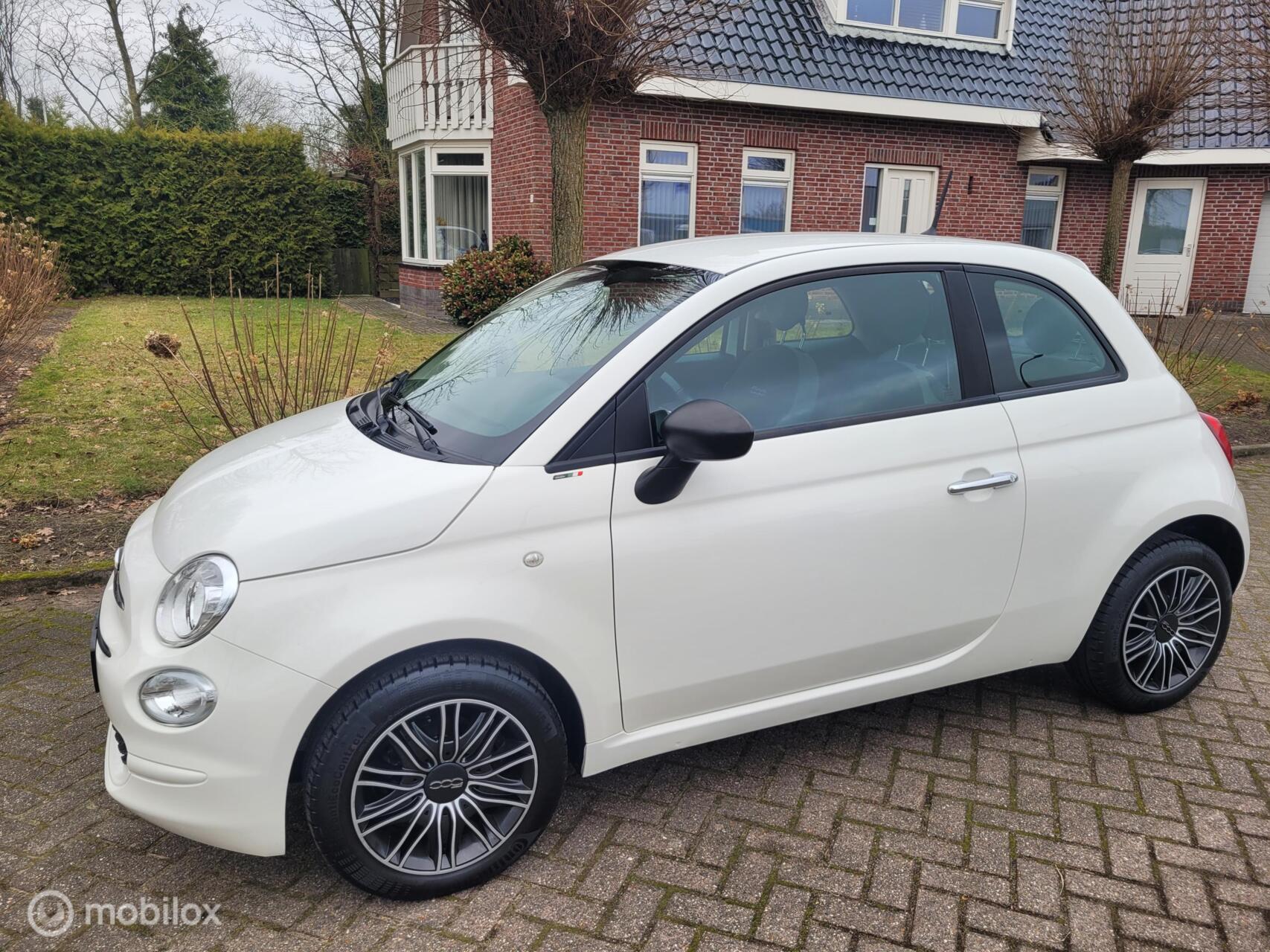 Fiat Fiat 500 1.2 Lounge, airco, u connect 2019 - voorkant
