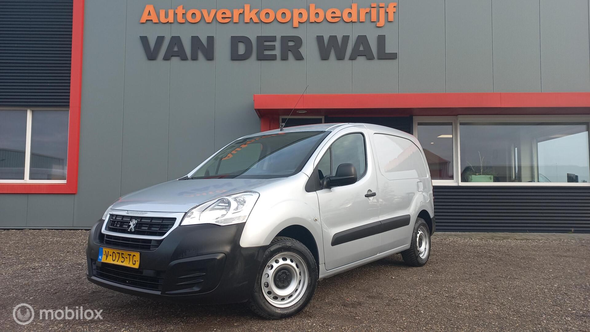 Foto van Peugeot Partner