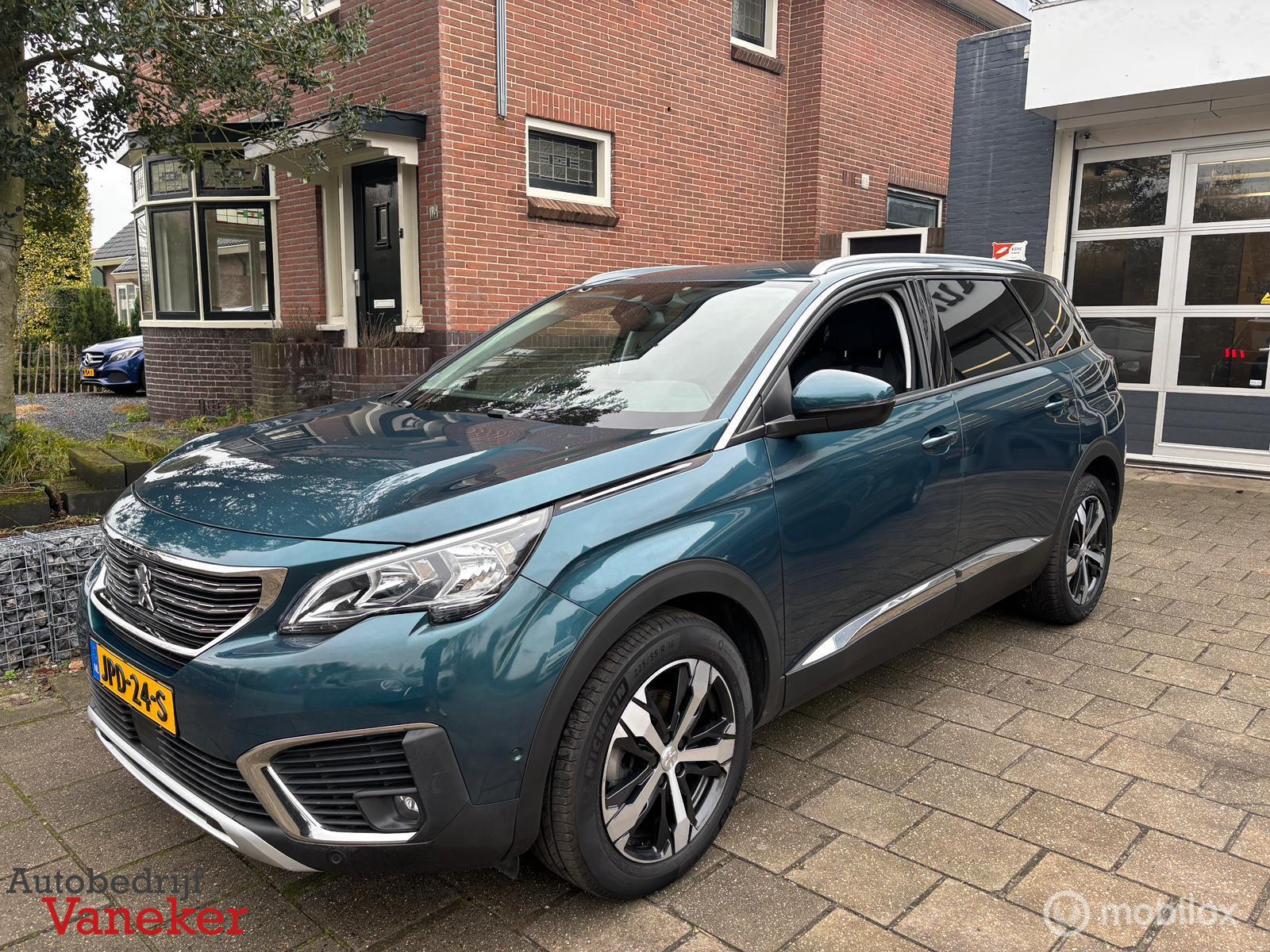 Foto van PEUGEOT 5008