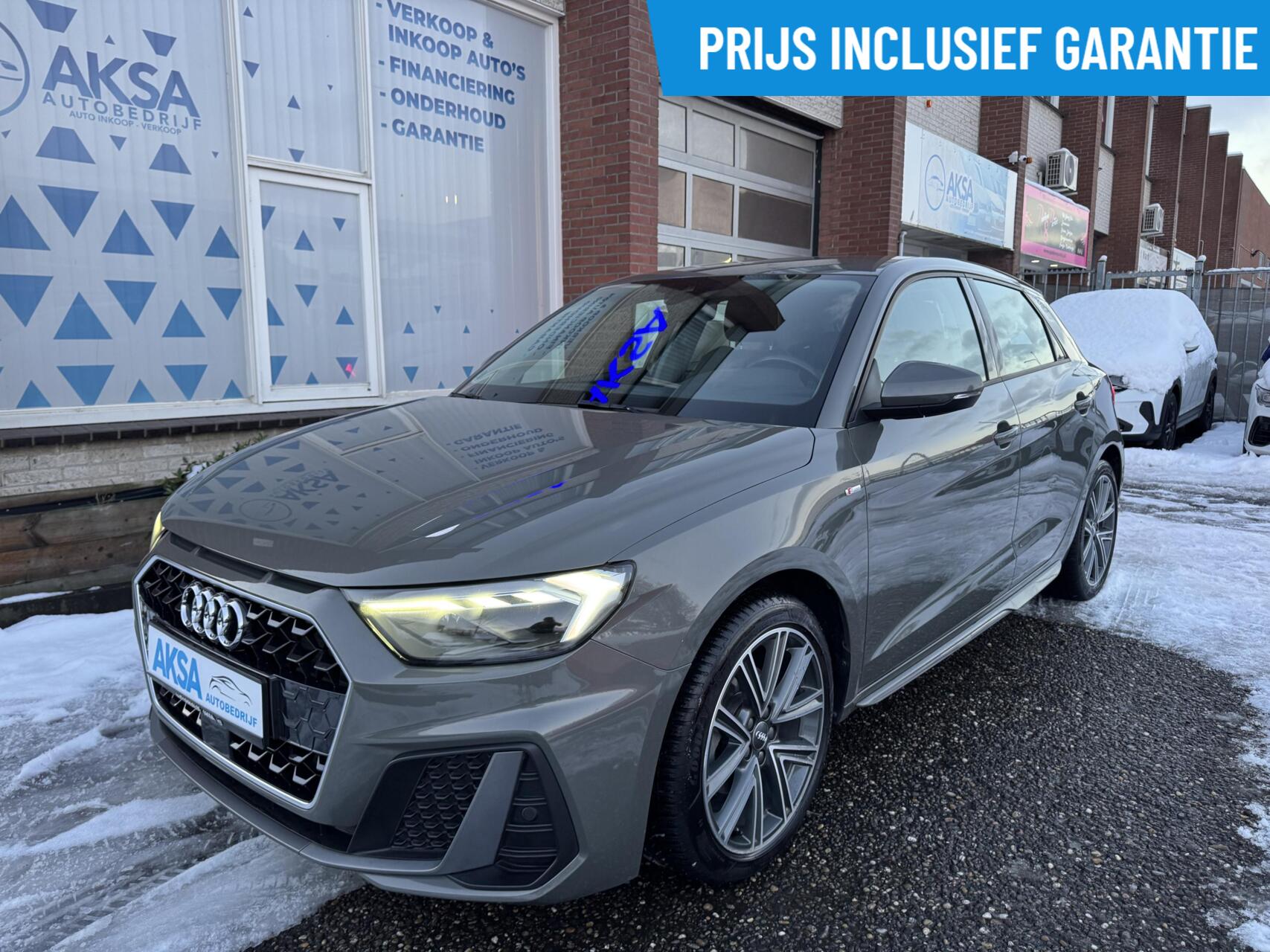 Audi A1 Sportback 30 TFSI 116pk S-Line LED DynamicLight CarPlay Sfeerverlichting Stlvw PDC Garantie 2019 - voorkant