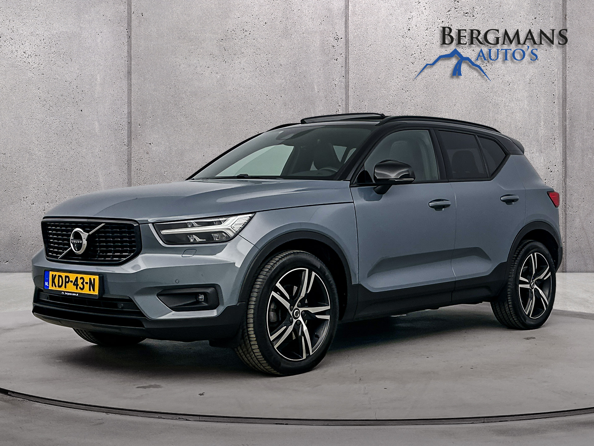 Volvo XC40 2.0 B4 R-Design Hybride 2021 - voorkant